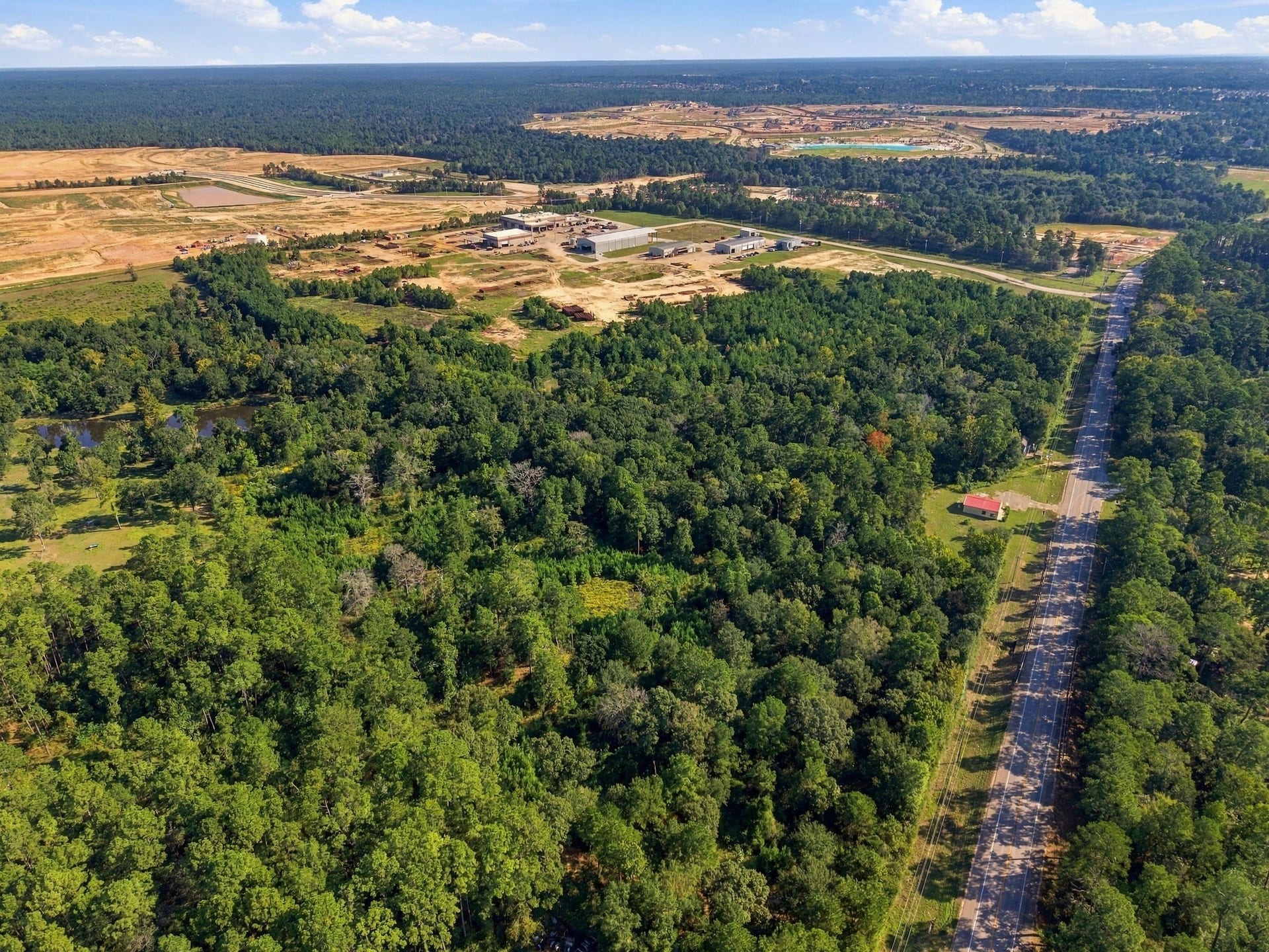 24430 Fm-1488, Waller, TX 77484 The lot offers 600 feet of frontage on FM 1488.