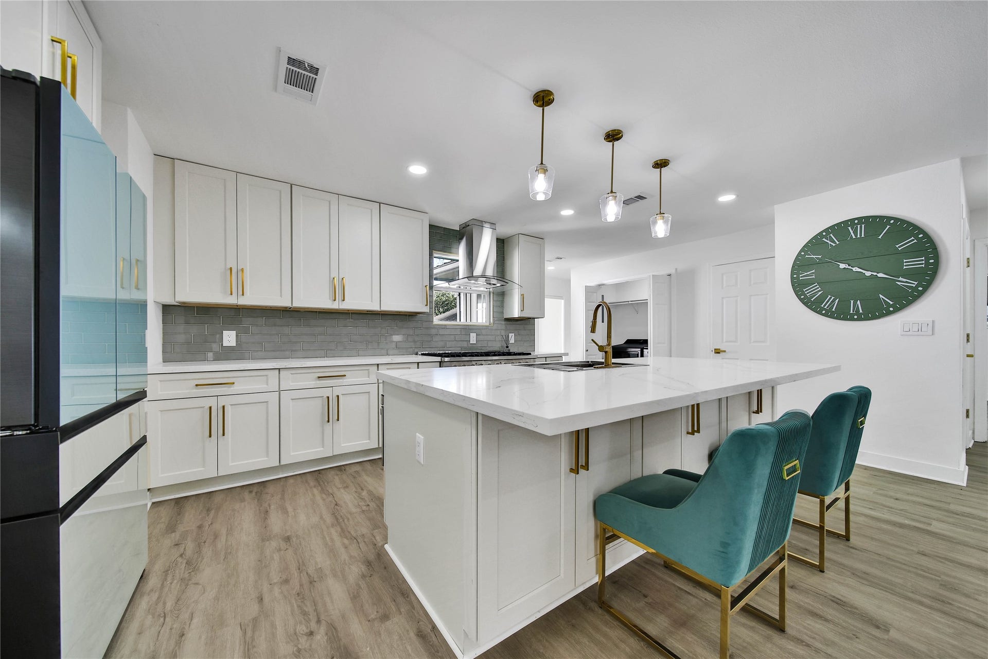 11530 Wickersham Lane, Houston, TX 77077 11530 Wickersham Lane, Houston, TX 77077