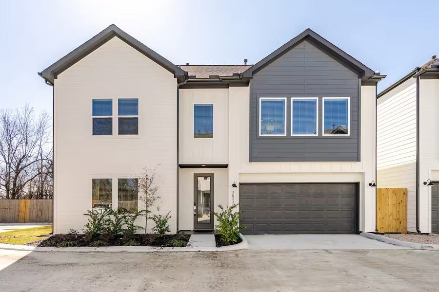 Property photo for 2622 Huntington Creek Lane, Houston, TX