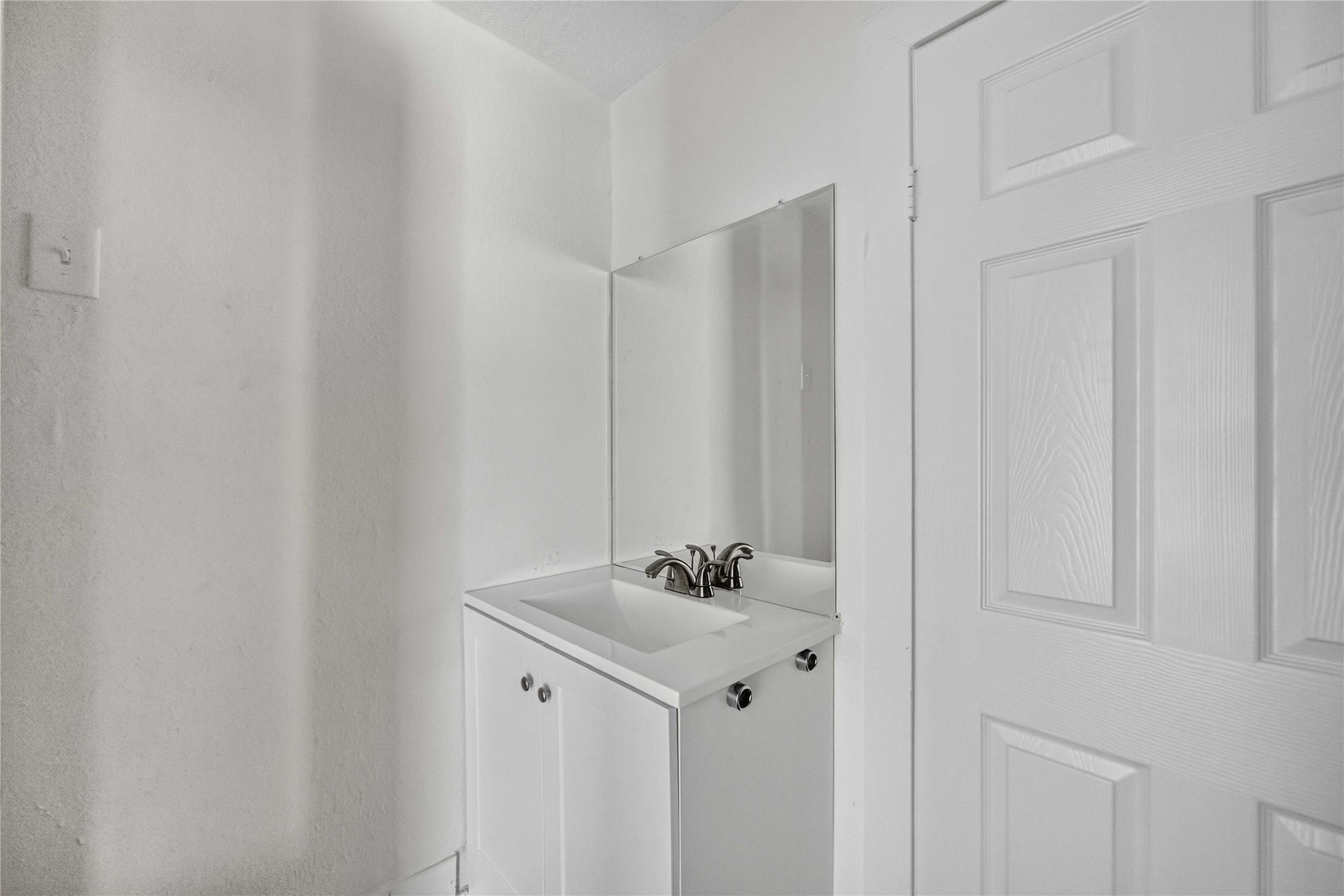 6414 Woodrow Street, Texas City, TX 77591 6414 Woodrow Street, Texas City, TX 77591
