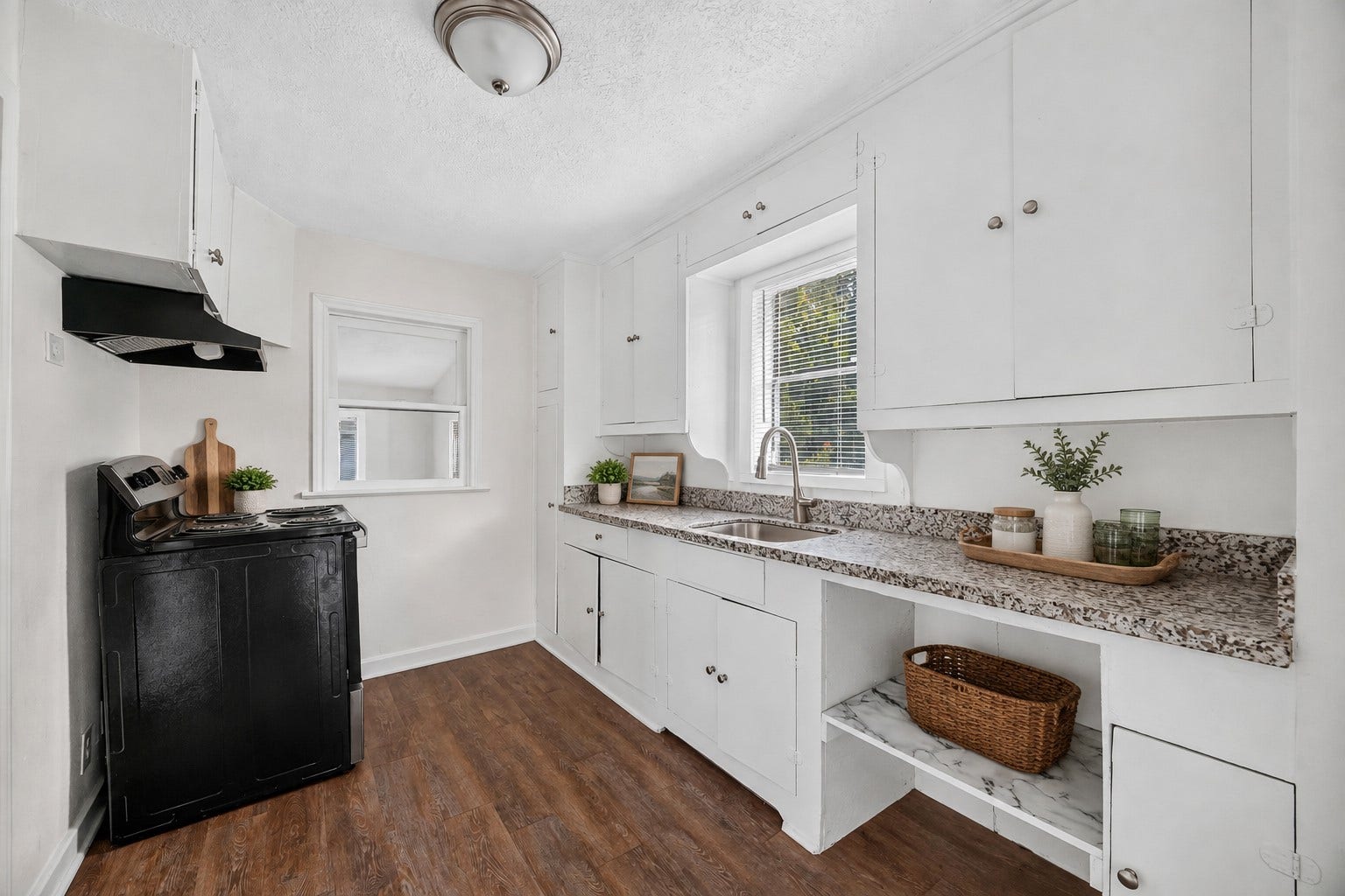 6414 Woodrow Street, Texas City, TX 77591 Virtually Staged