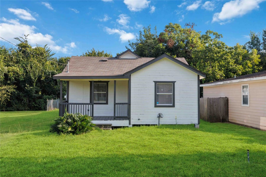 Property photo for 6414 Woodrow Street, Texas City, TX