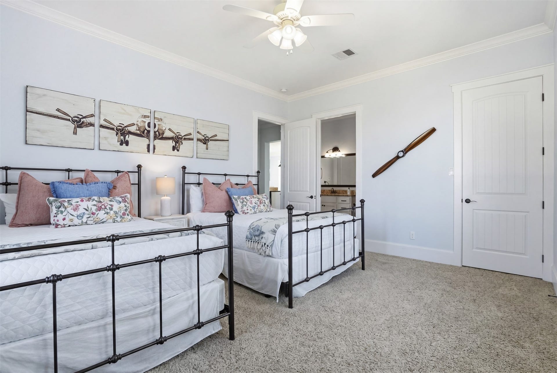 11622 Beachside, Galveston, TX 77554 This bedroom is located on the first floor and has an en suite bathroom.