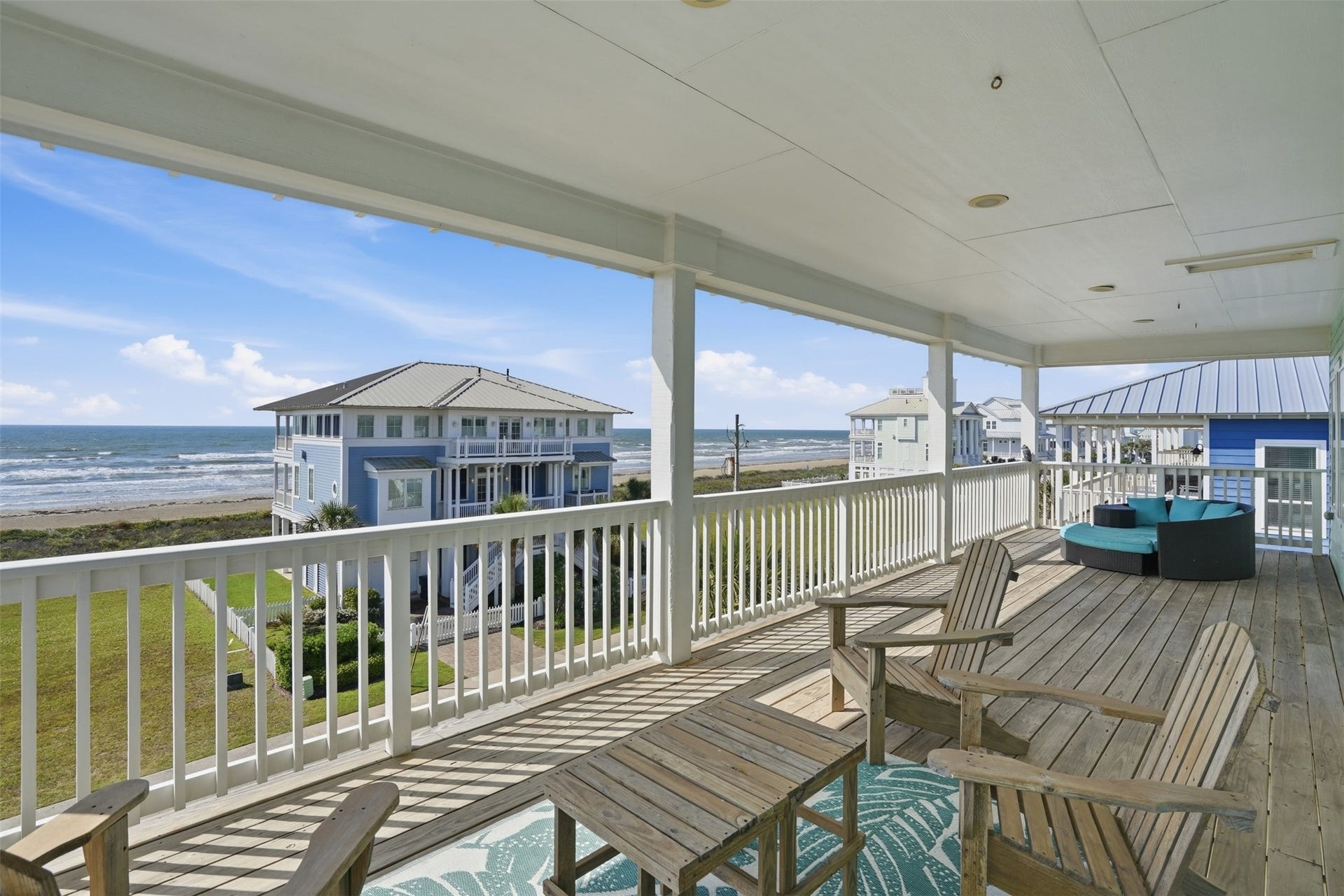 11622 Beachside, Galveston, TX 77554 A covered balcony offering ocean views. Ideal for a beachside lifestyle.