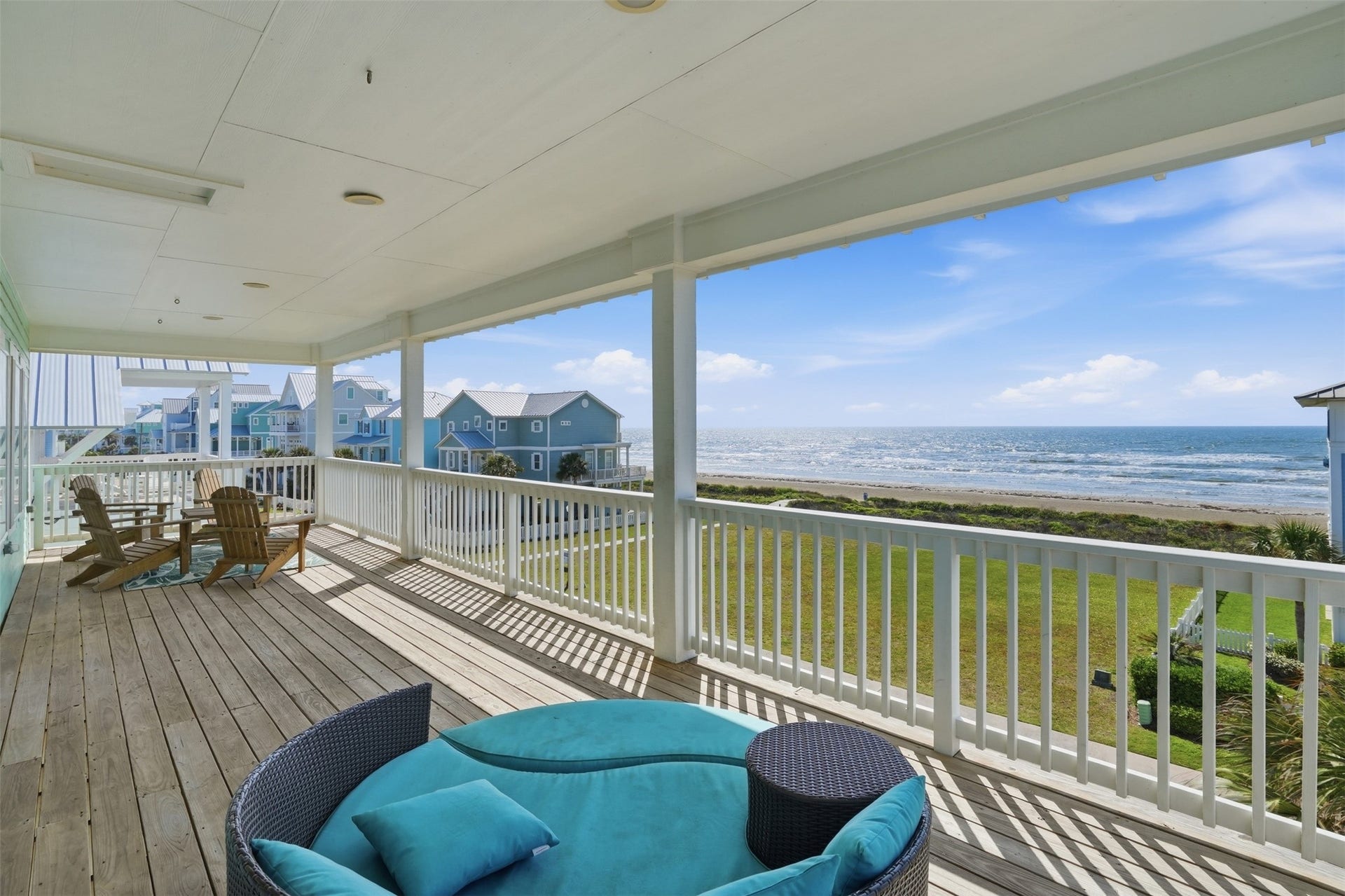11622 Beachside, Galveston, TX 77554 The spacious beachfront deck offers stunning ocean views, perfect for relaxation.