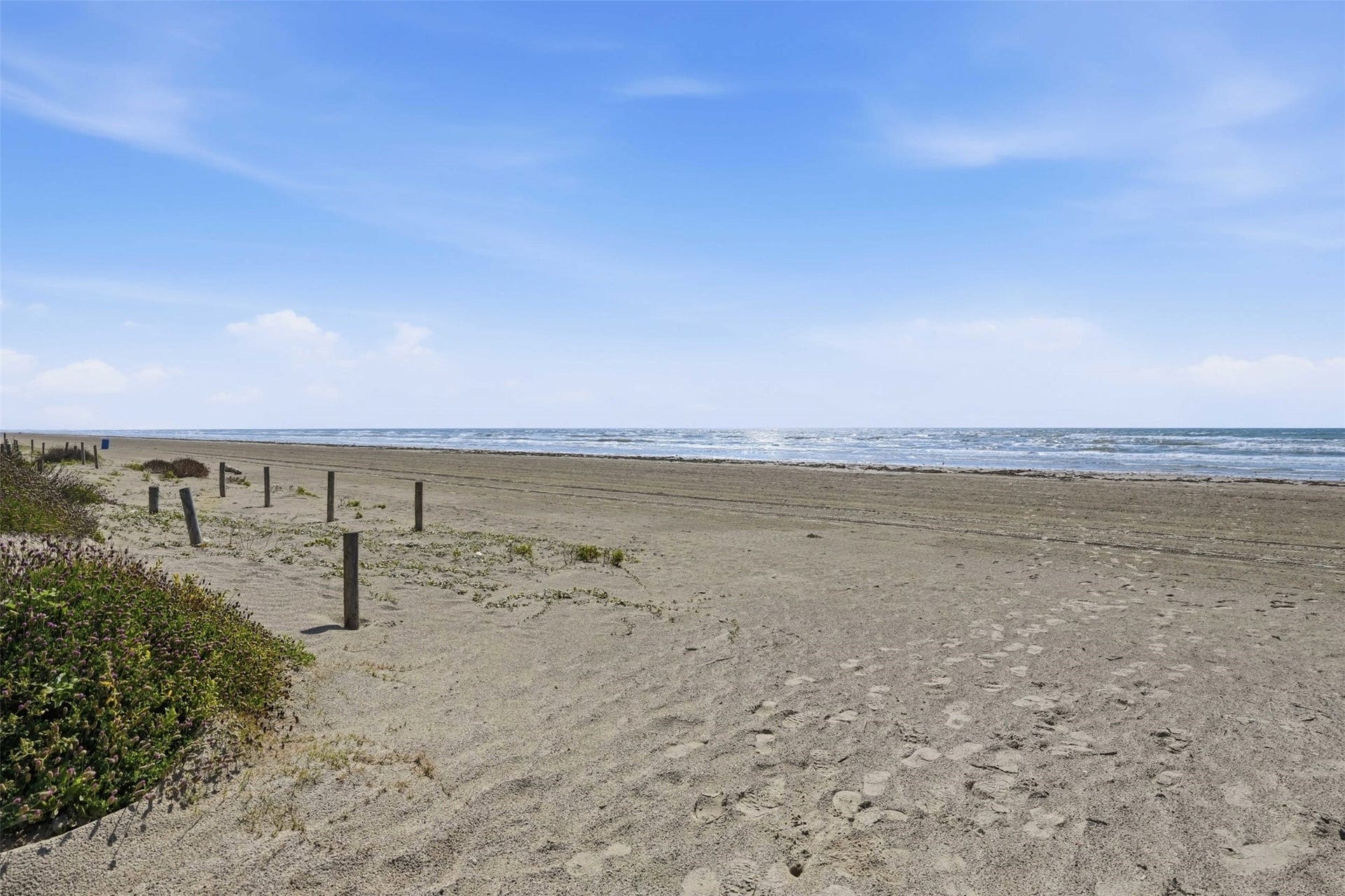 11622 Beachside, Galveston, TX 77554 Enjoy the Beachside Village shoreline directly in front of your home, offering effortless access to the beach and coastal views.