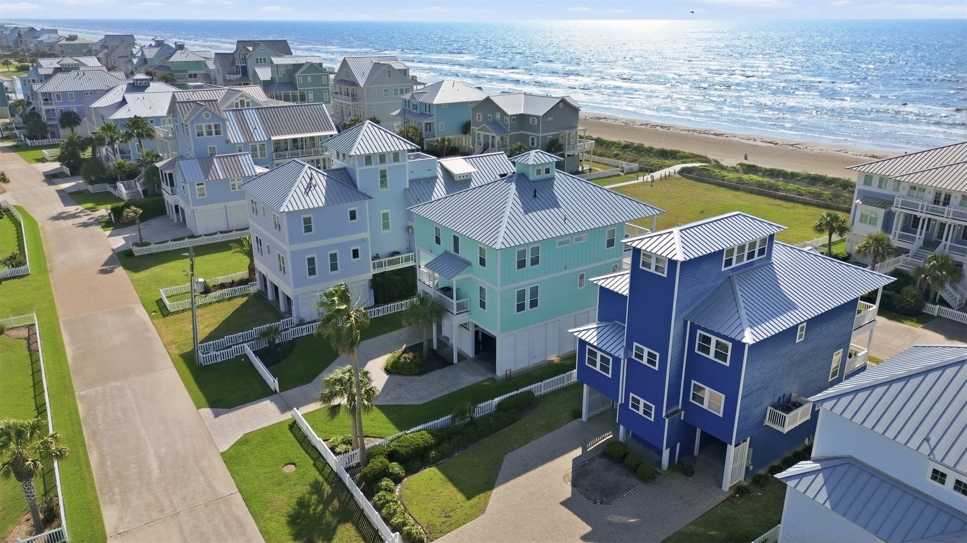 11622 Beachside, Galveston, TX 77554 Located in Beachside Village a neighborhood of coastal homes and direct beach access.