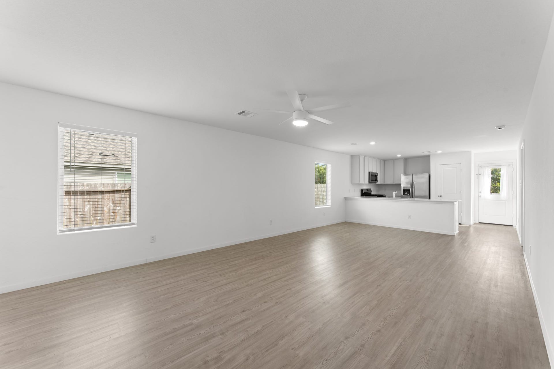 204 Houston Avenue, Angleton, TX 77515 204 Houston Avenue, Angleton, TX 77515