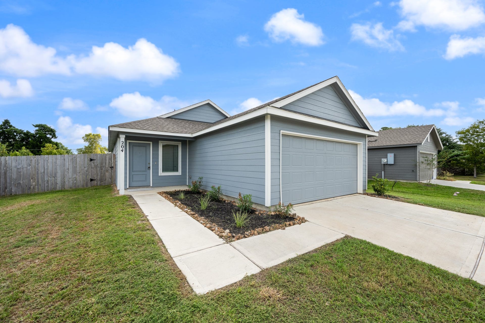 204 Houston Avenue, Angleton, TX 77515 204 Houston Avenue, Angleton, TX 77515