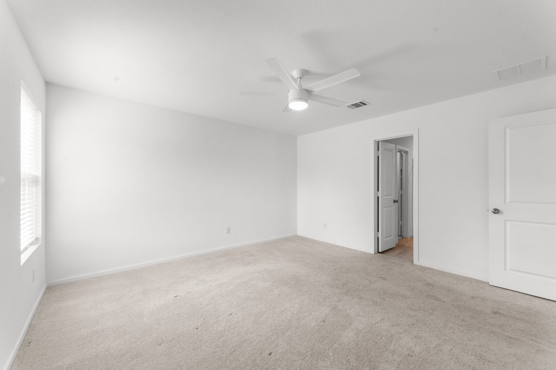 204 Houston Avenue, Angleton, TX 77515 204 Houston Avenue, Angleton, TX 77515