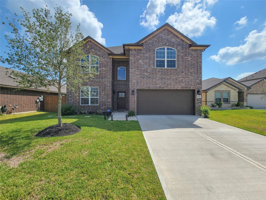 Property photo for 10843 Bodie Hills Drive, Rosharon, TX