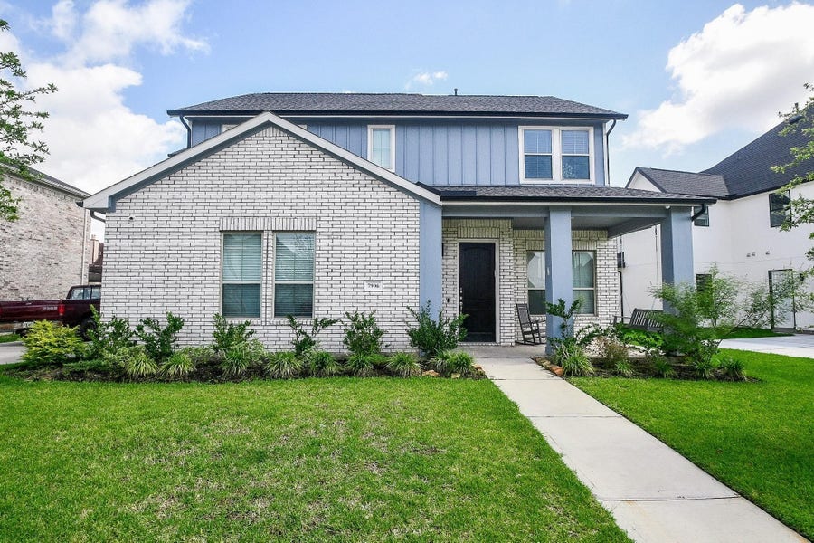 Property photo for 7906 Hopewell Ln, Houston, TX