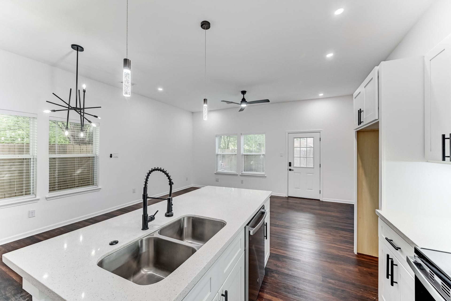 Kitchen island with breakfast bar