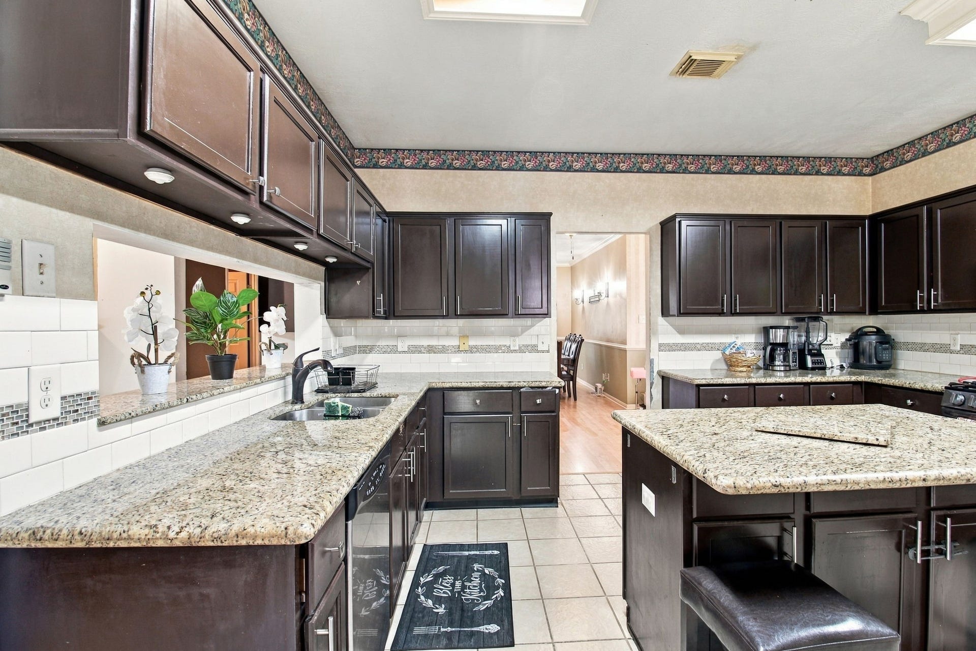 2519 15th Street N, Texas City, TX 77590 2519 15th Street N, Texas City, TX 77590