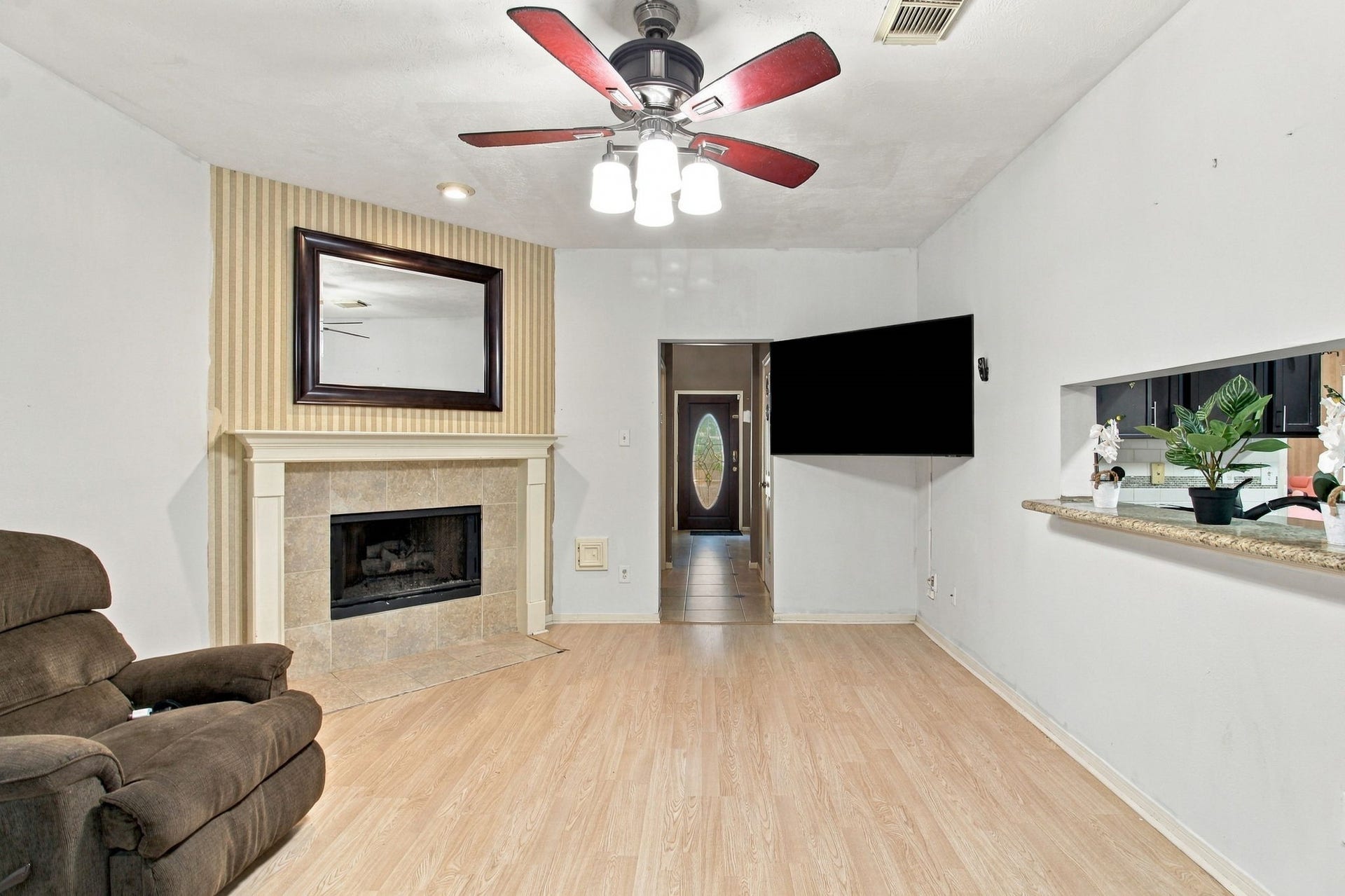 2519 15th Street N, Texas City, TX 77590 2519 15th Street N, Texas City, TX 77590