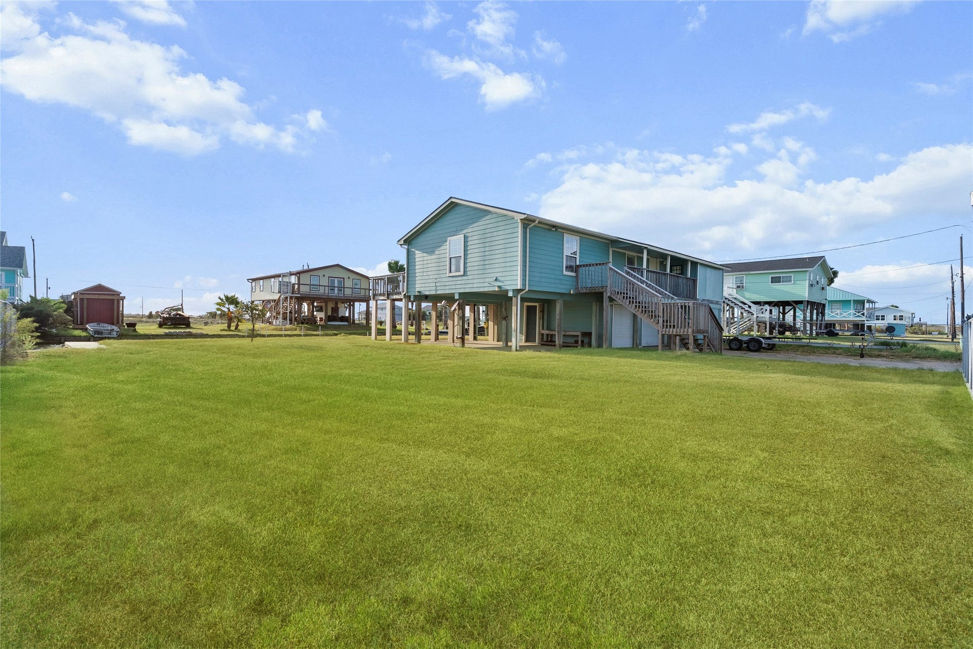 7108 E Hunter Drive, Hitchcock, TX 77563 7108 E Hunter Drive, Hitchcock, TX 77563