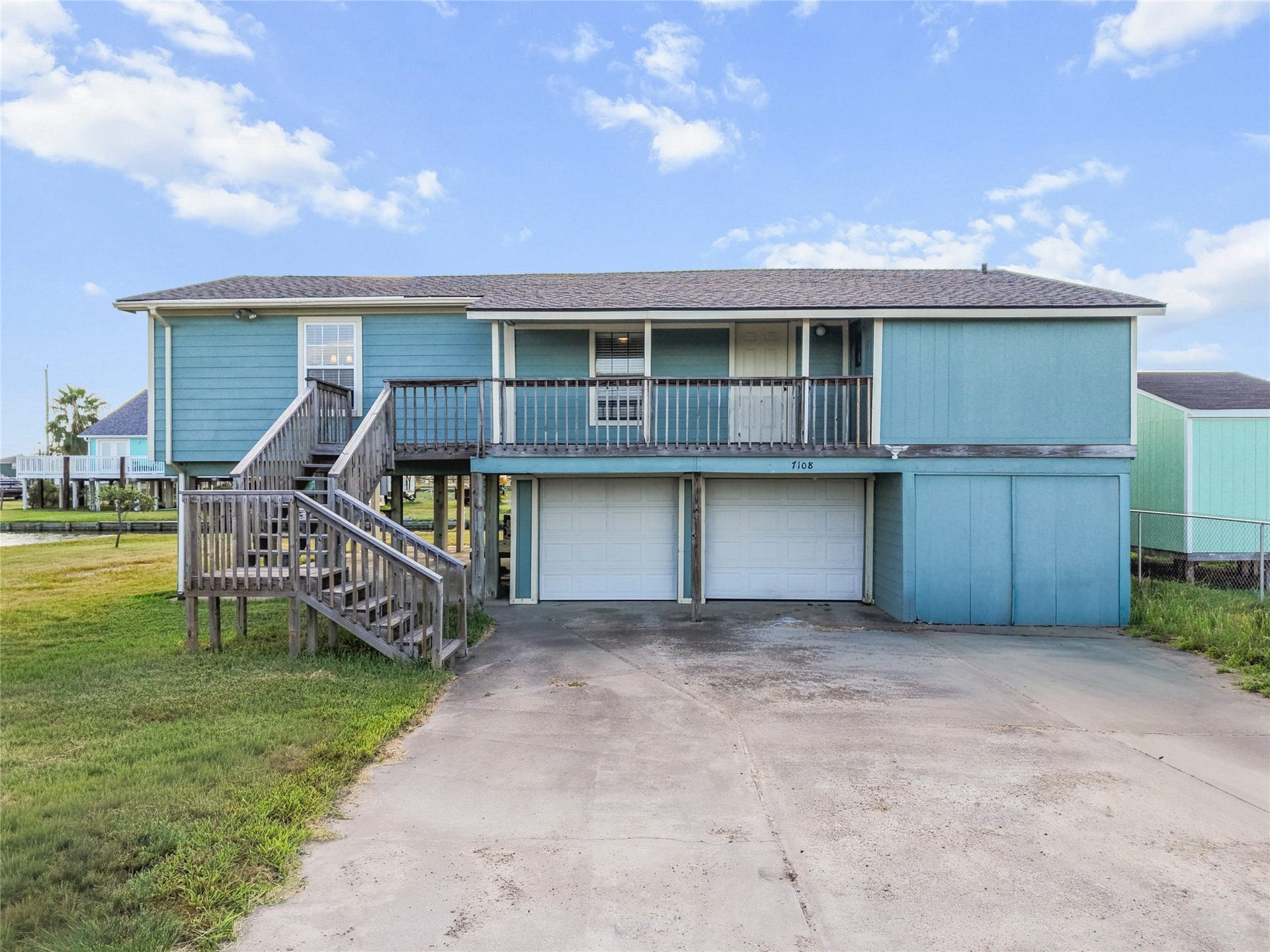 7108 E Hunter Drive, Hitchcock, TX 77563 7108 E Hunter Drive, Hitchcock, TX 77563