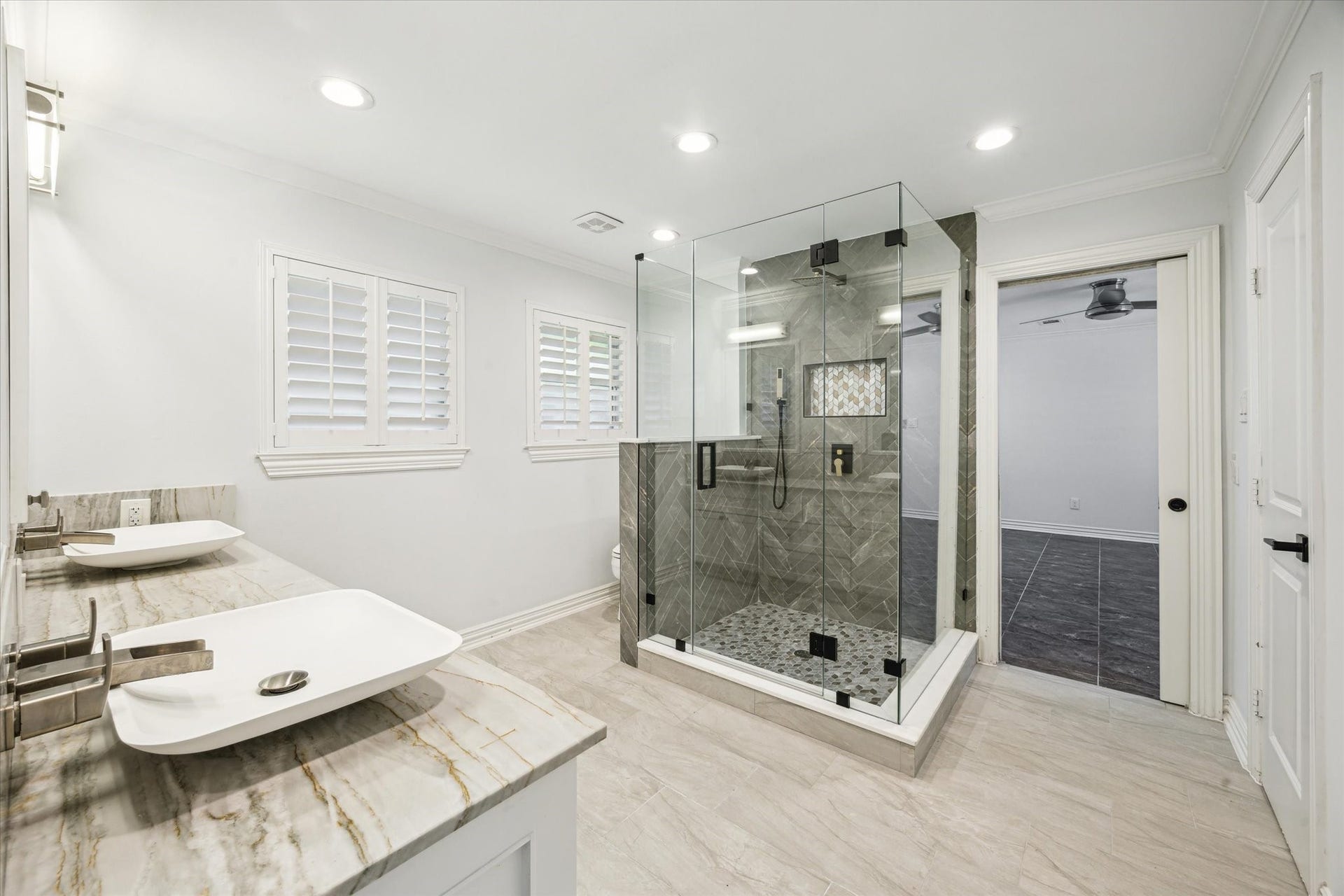 5223 Braesvalley Drive, Houston, TX 77096