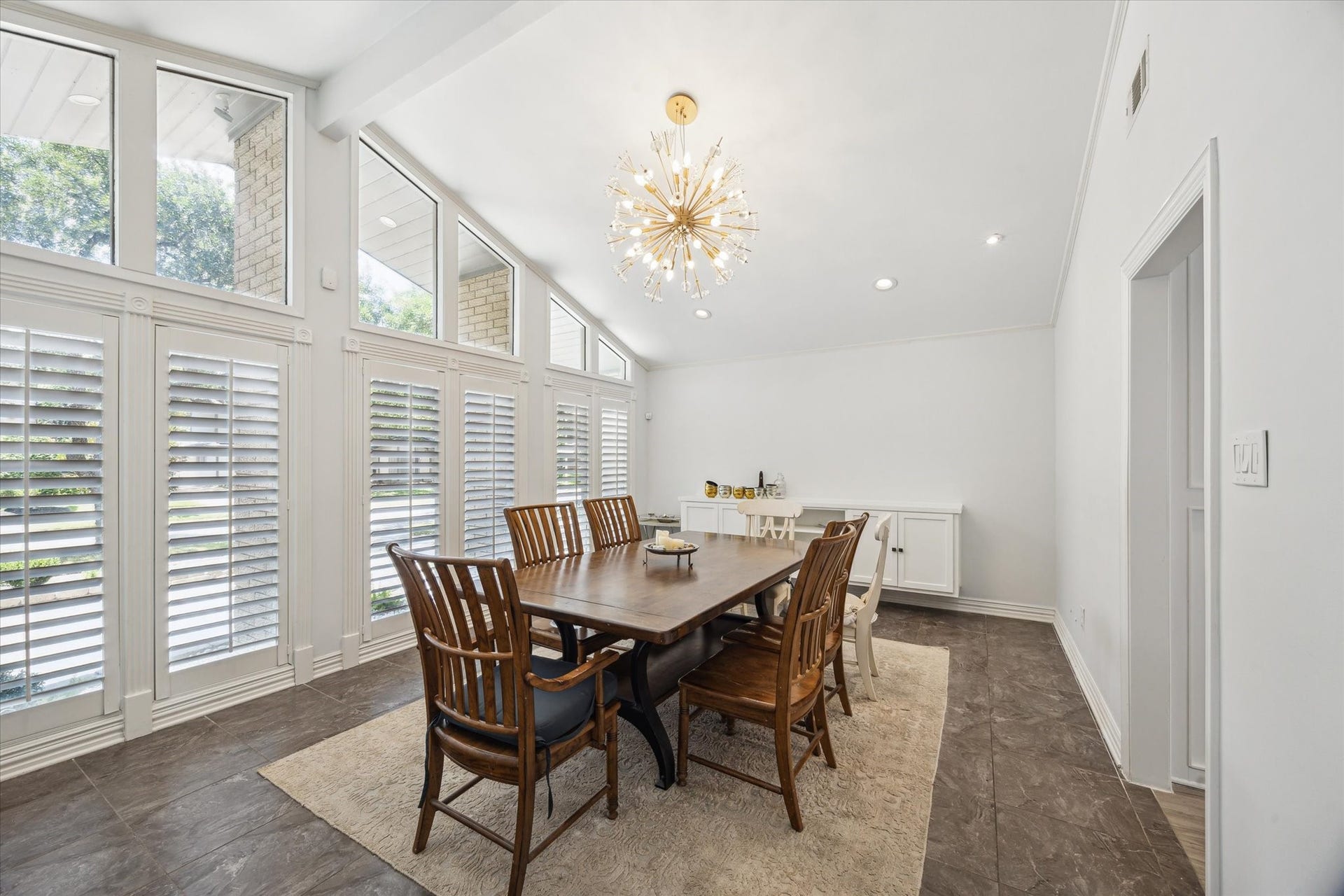5223 Braesvalley Drive, Houston, TX 77096