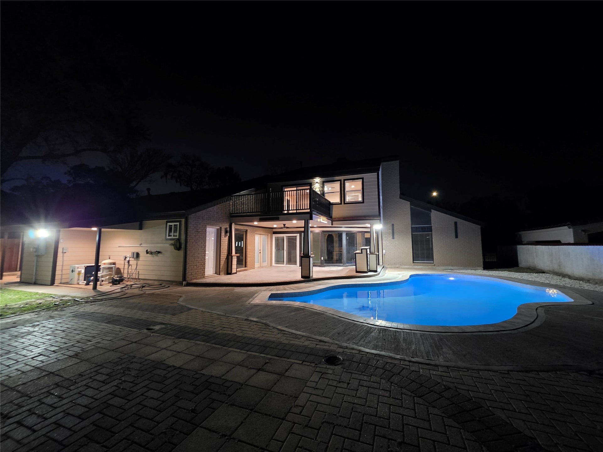 16406 Brook Forest Drive, Houston, TX 77059 16406 Brook Forest Drive, Houston, TX 77059