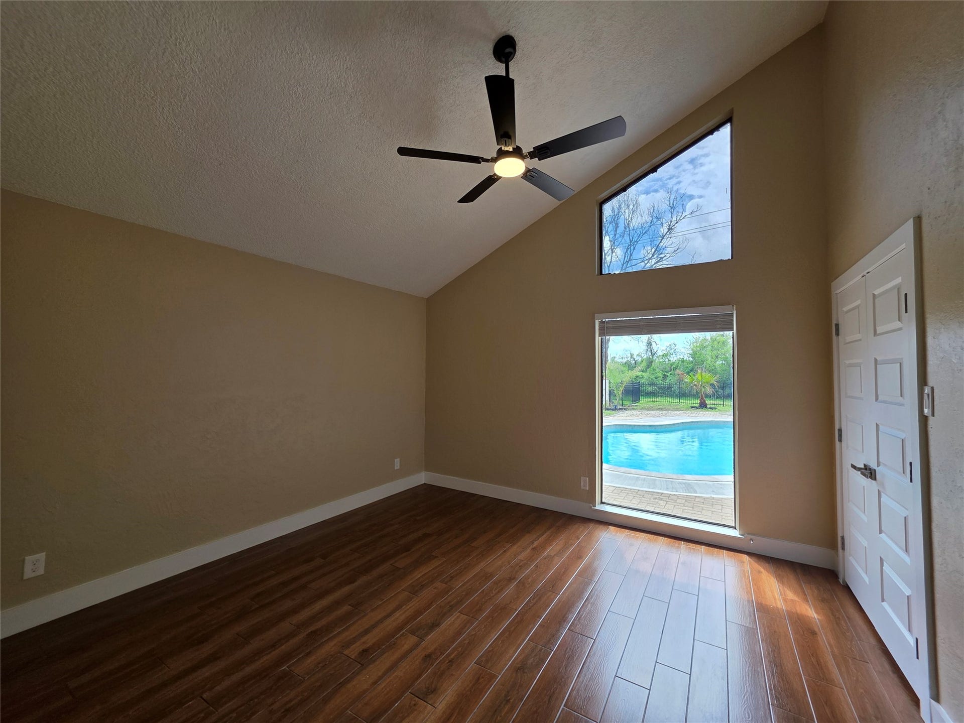 16406 Brook Forest Drive, Houston, TX 77059 16406 Brook Forest Drive, Houston, TX 77059