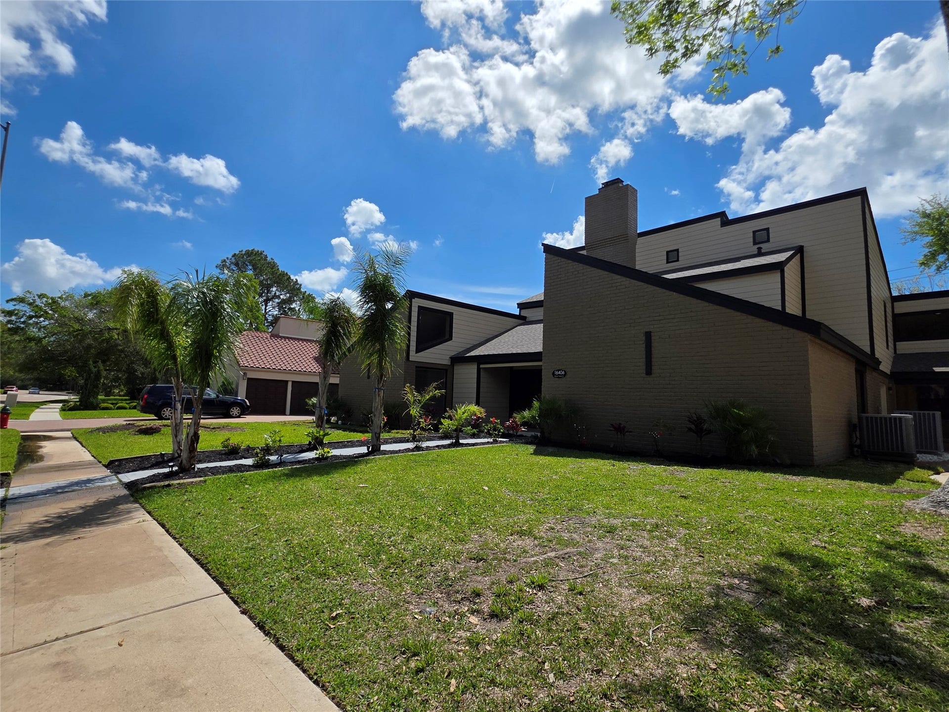 16406 Brook Forest Drive, Houston, TX 77059 16406 Brook Forest Drive, Houston, TX 77059