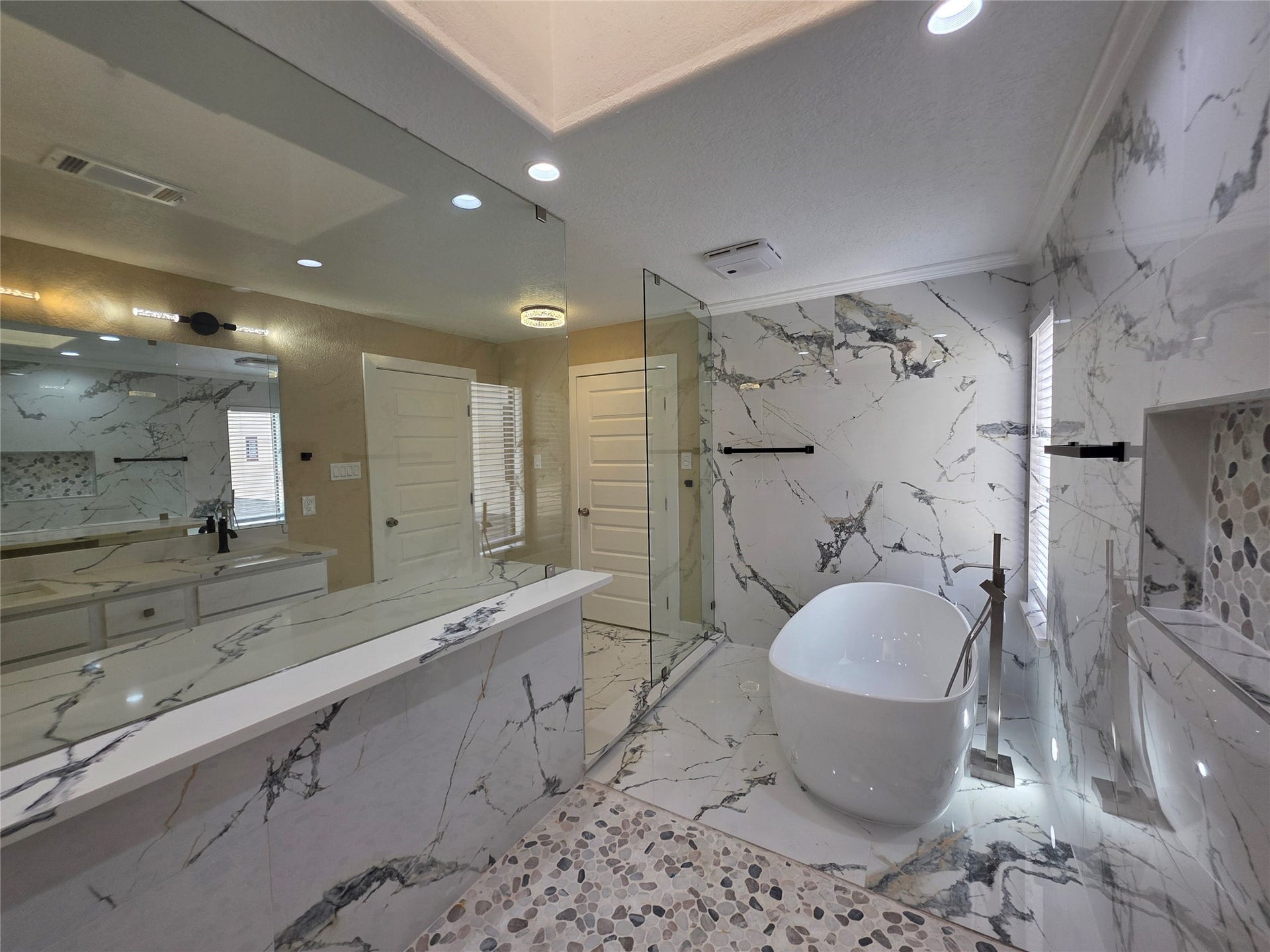 16406 Brook Forest Drive, Houston, TX 77059 16406 Brook Forest Drive, Houston, TX 77059