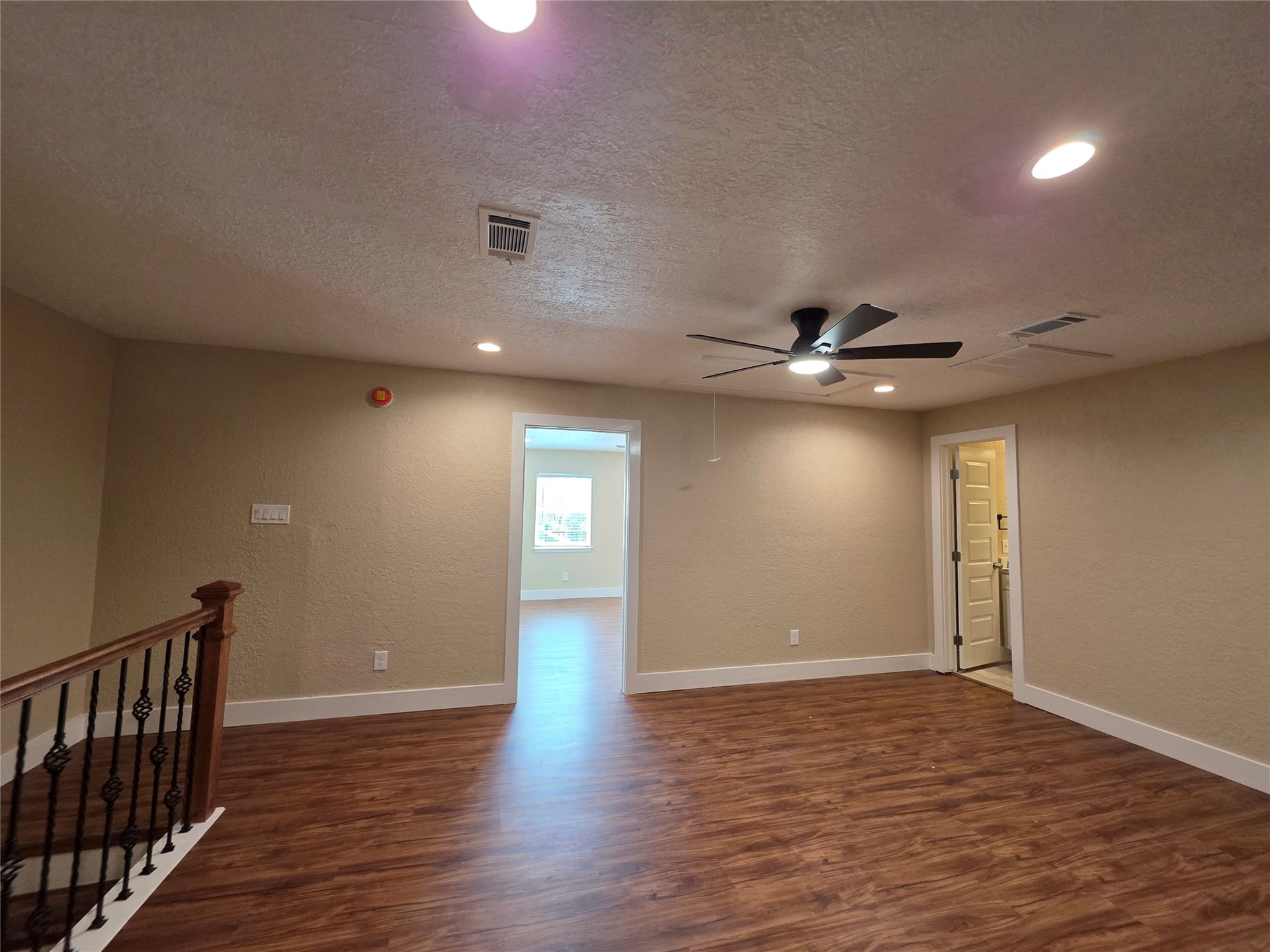 16406 Brook Forest Drive, Houston, TX 77059 16406 Brook Forest Drive, Houston, TX 77059