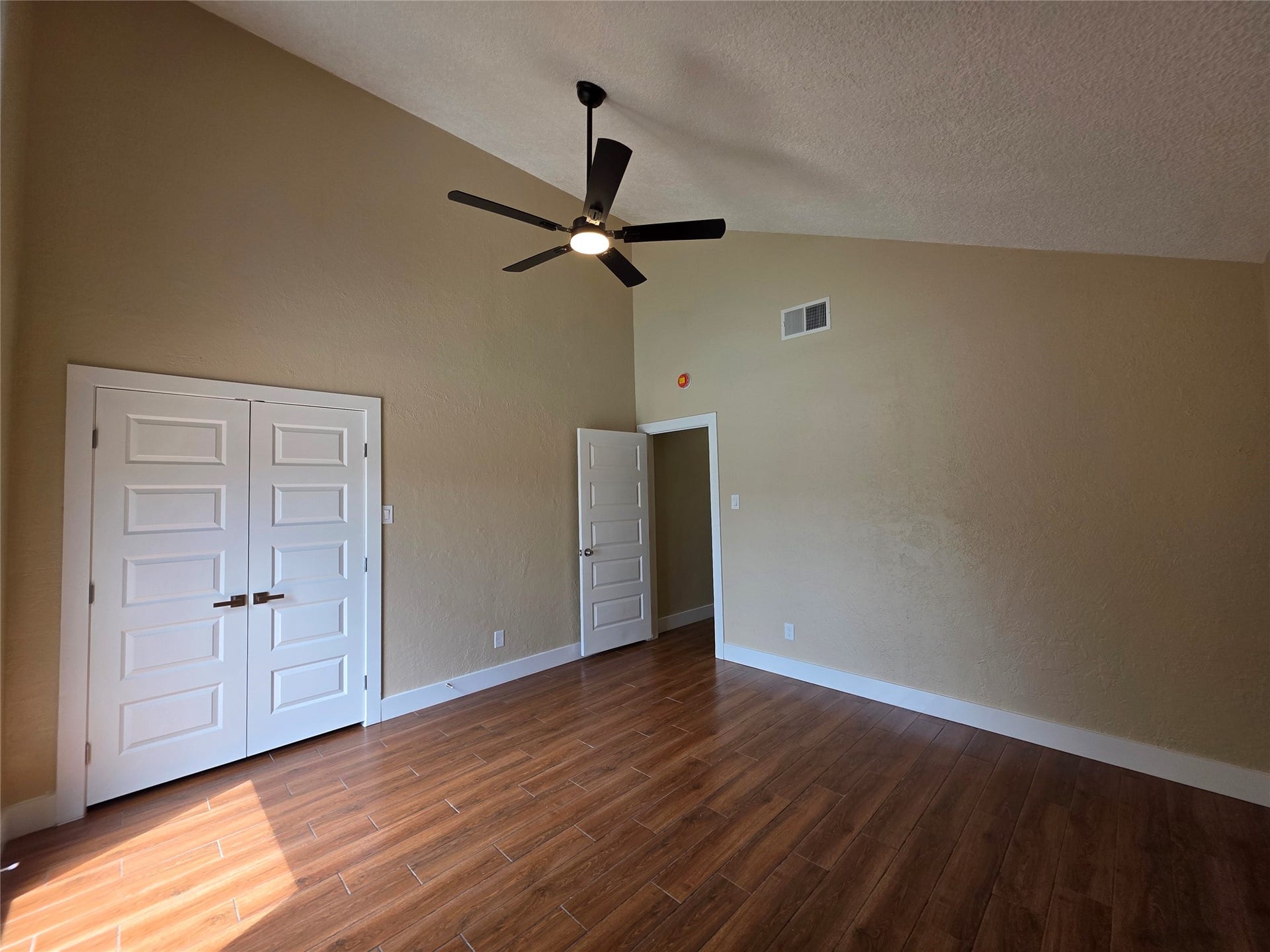 16406 Brook Forest Drive, Houston, TX 77059 16406 Brook Forest Drive, Houston, TX 77059
