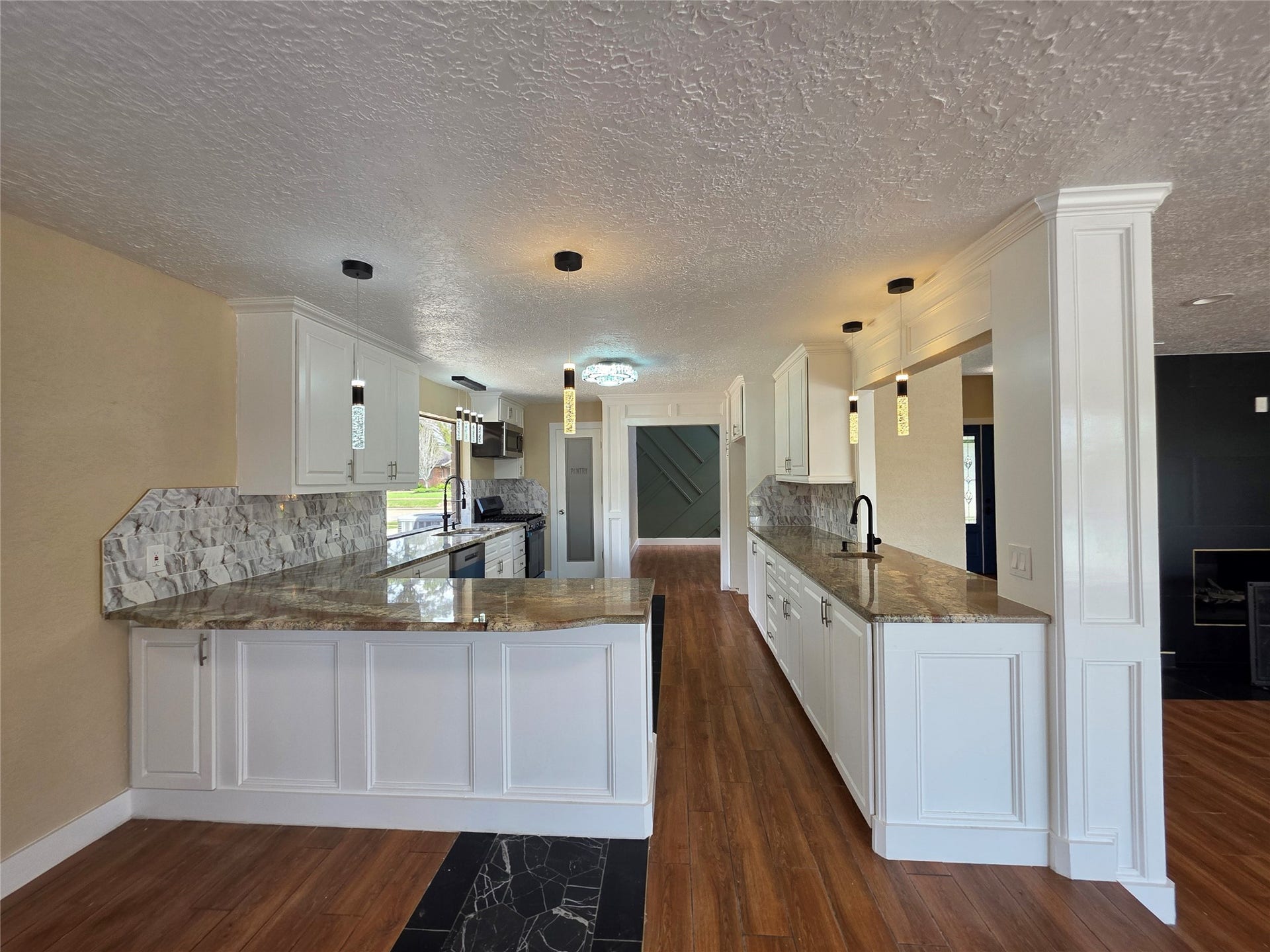 16406 Brook Forest Drive, Houston, TX 77059 16406 Brook Forest Drive, Houston, TX 77059