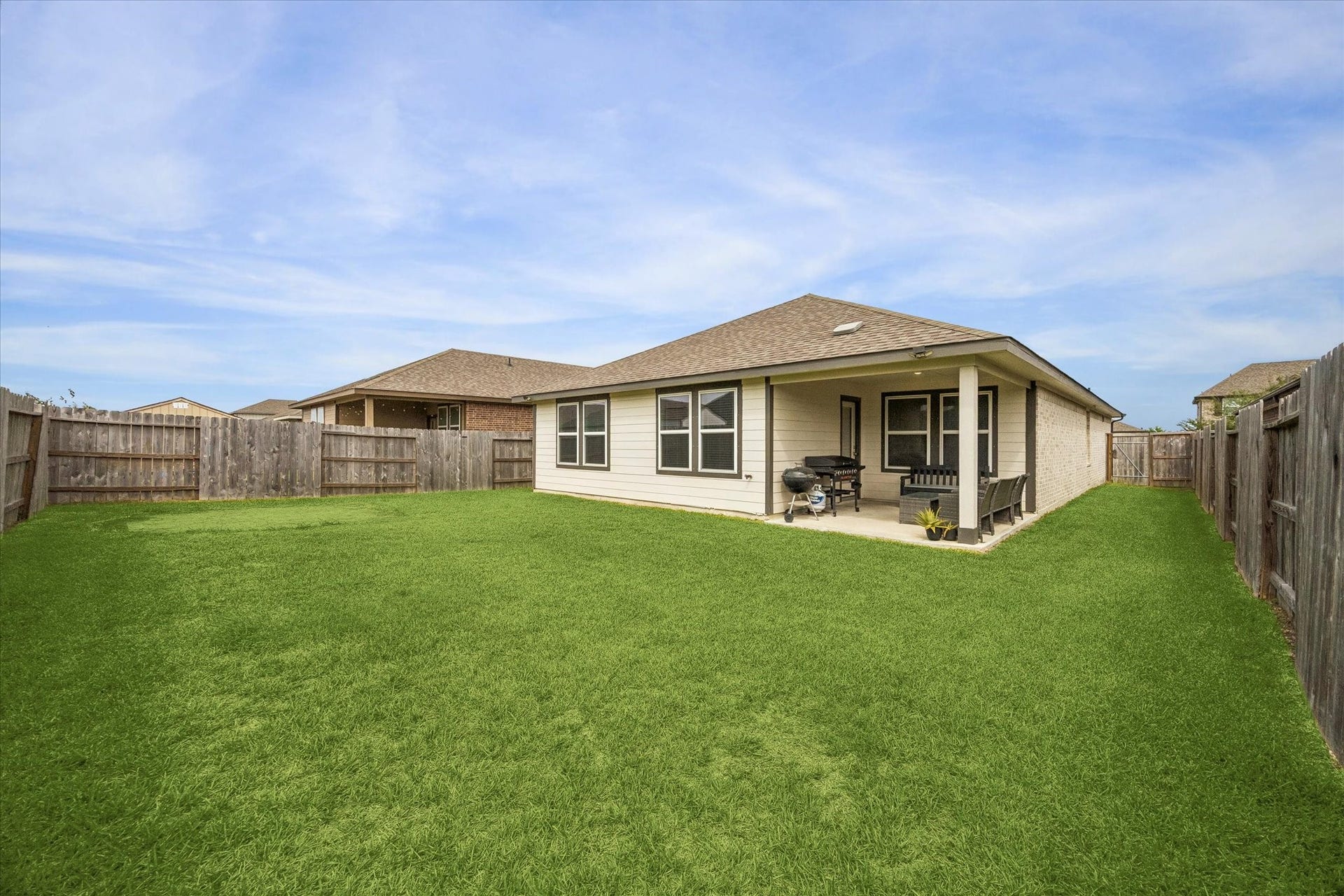 10207 Deussen Lane, Texas City, TX 77591 10207 Deussen Lane, Texas City, TX 77591