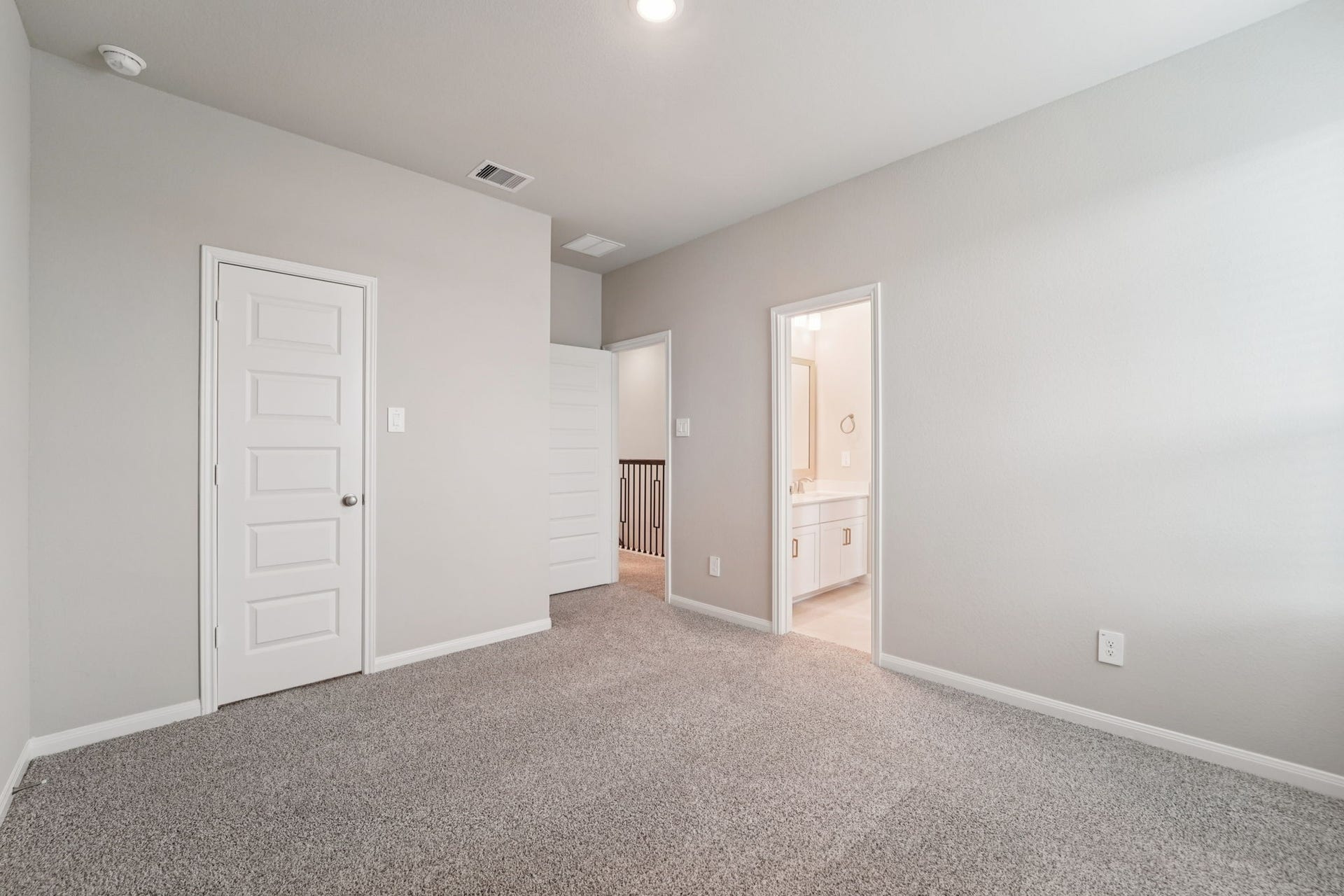Photo is not of actual home, but is an inspirational photo of builder's model home and may depict options, furnishings, and/or decorator features that are not included.
