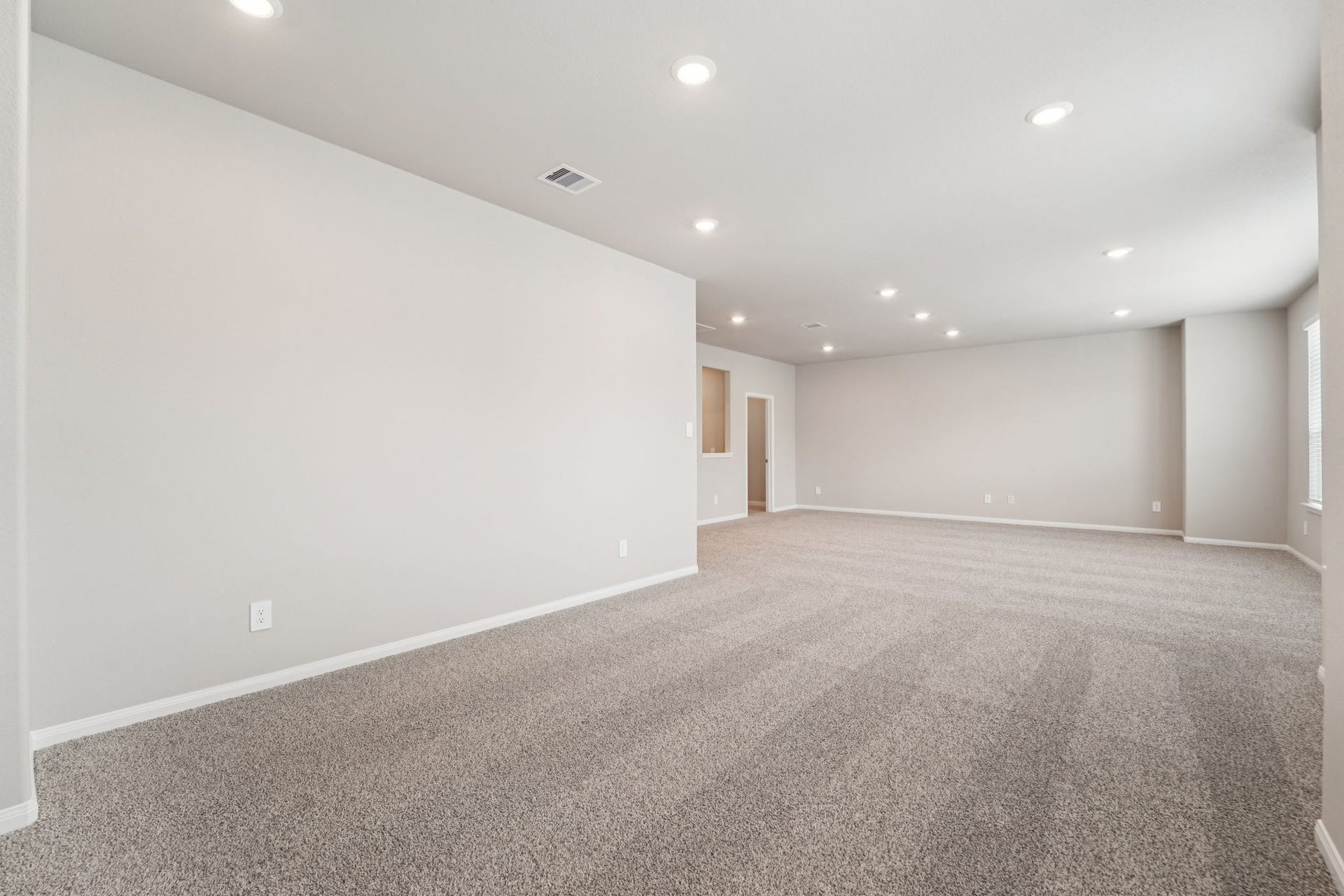Photo is not of actual home, but is an inspirational photo of builder's model home and may depict options, furnishings, and/or decorator features that are not included.