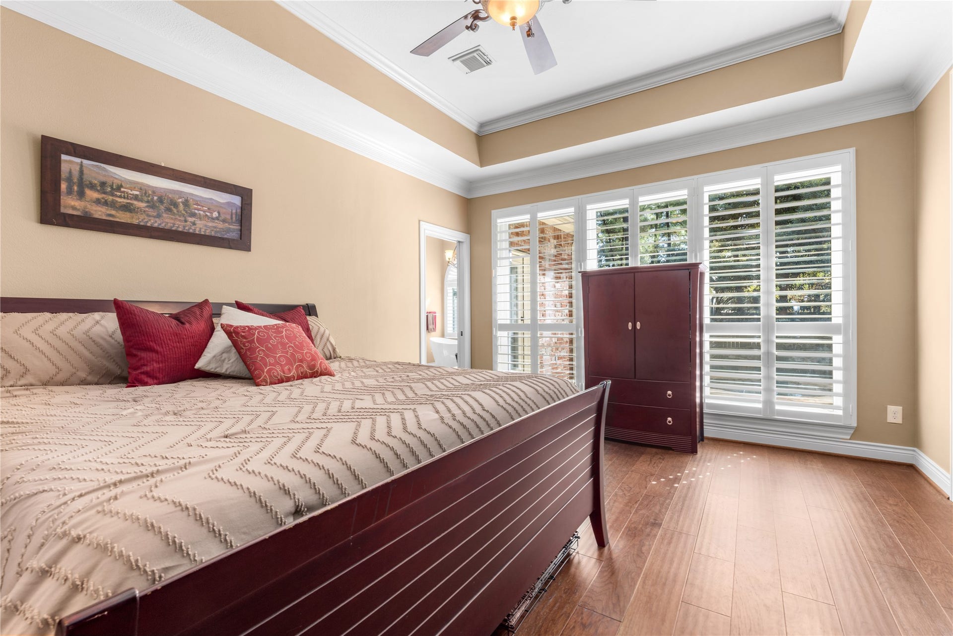 2214 Kings Trail, Kingwood, TX 77339 Primary bedroom overlooking pool/spa
