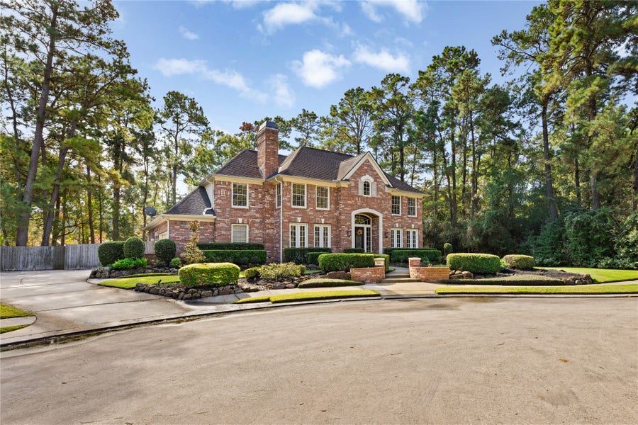 Property photo for 2214 Kings Trail, Kingwood, TX