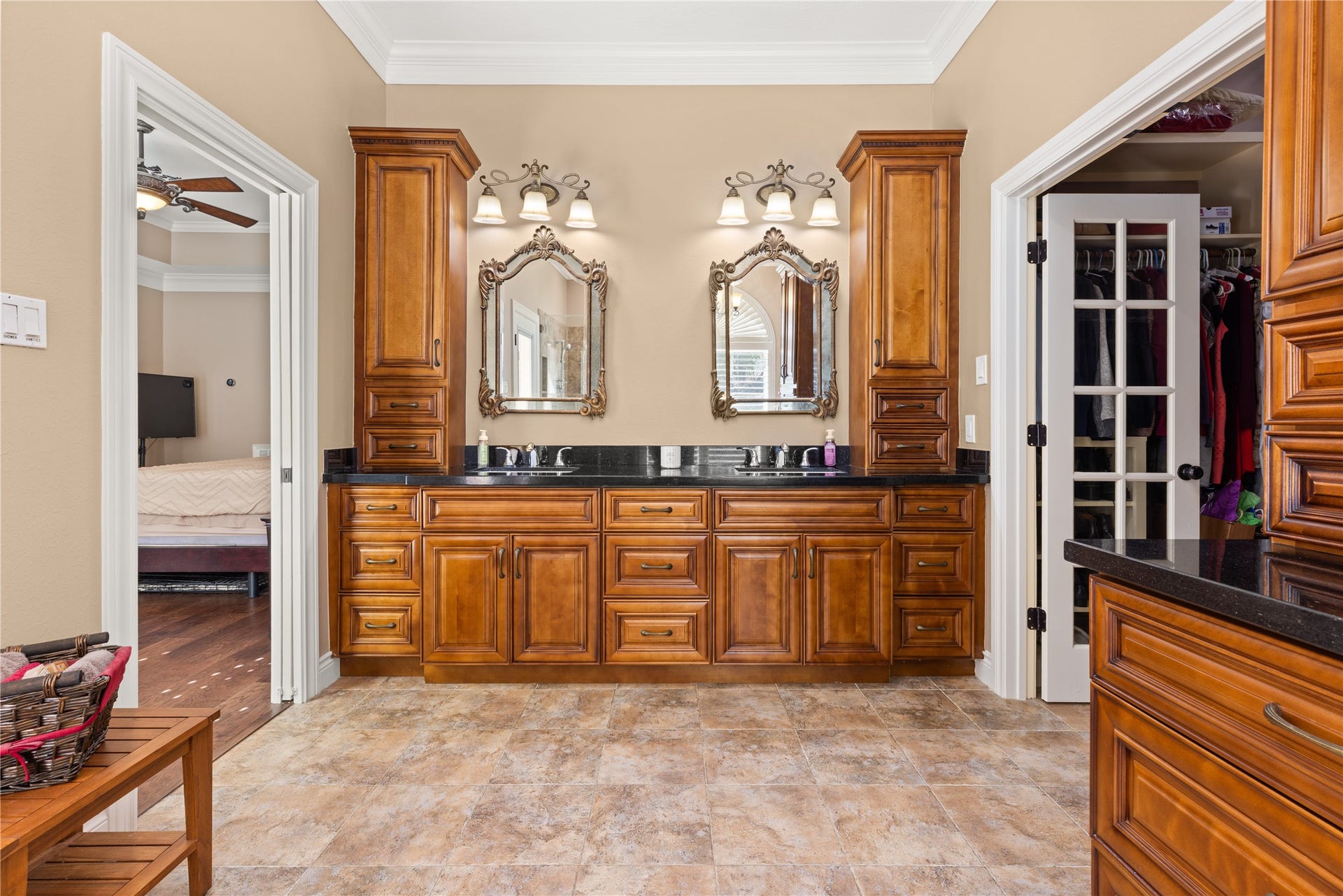 2214 Kings Trail, Kingwood, TX 77339 Primary bathroom with his/her sink and lots of built ins