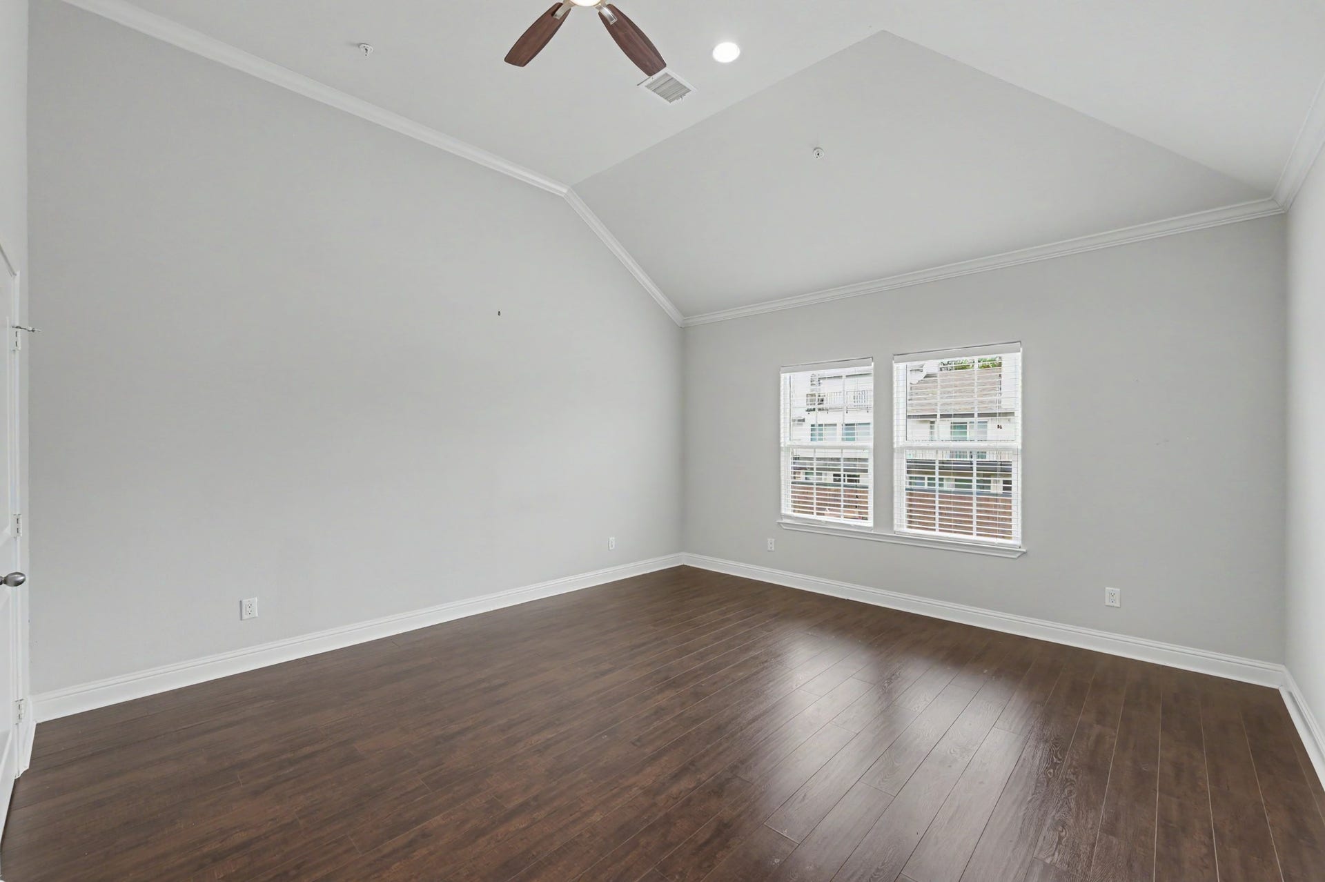 17570 W Highway 105 W, #52, Conroe, TX 77356 2nd floor primary bedroom