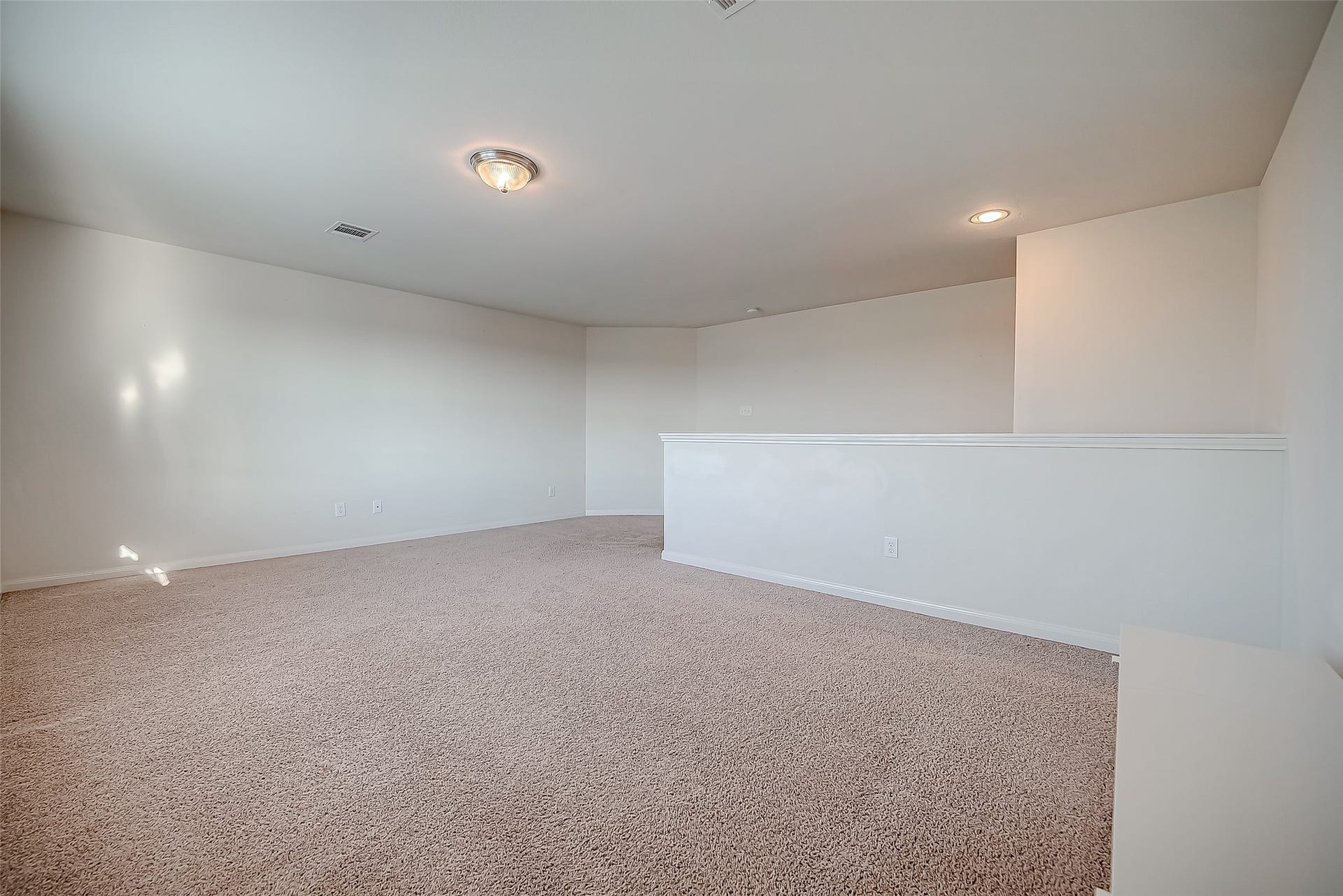 346 Apache Field Lane, La Marque, TX 77568 346 Apache Field Lane, La Marque, TX 77568
