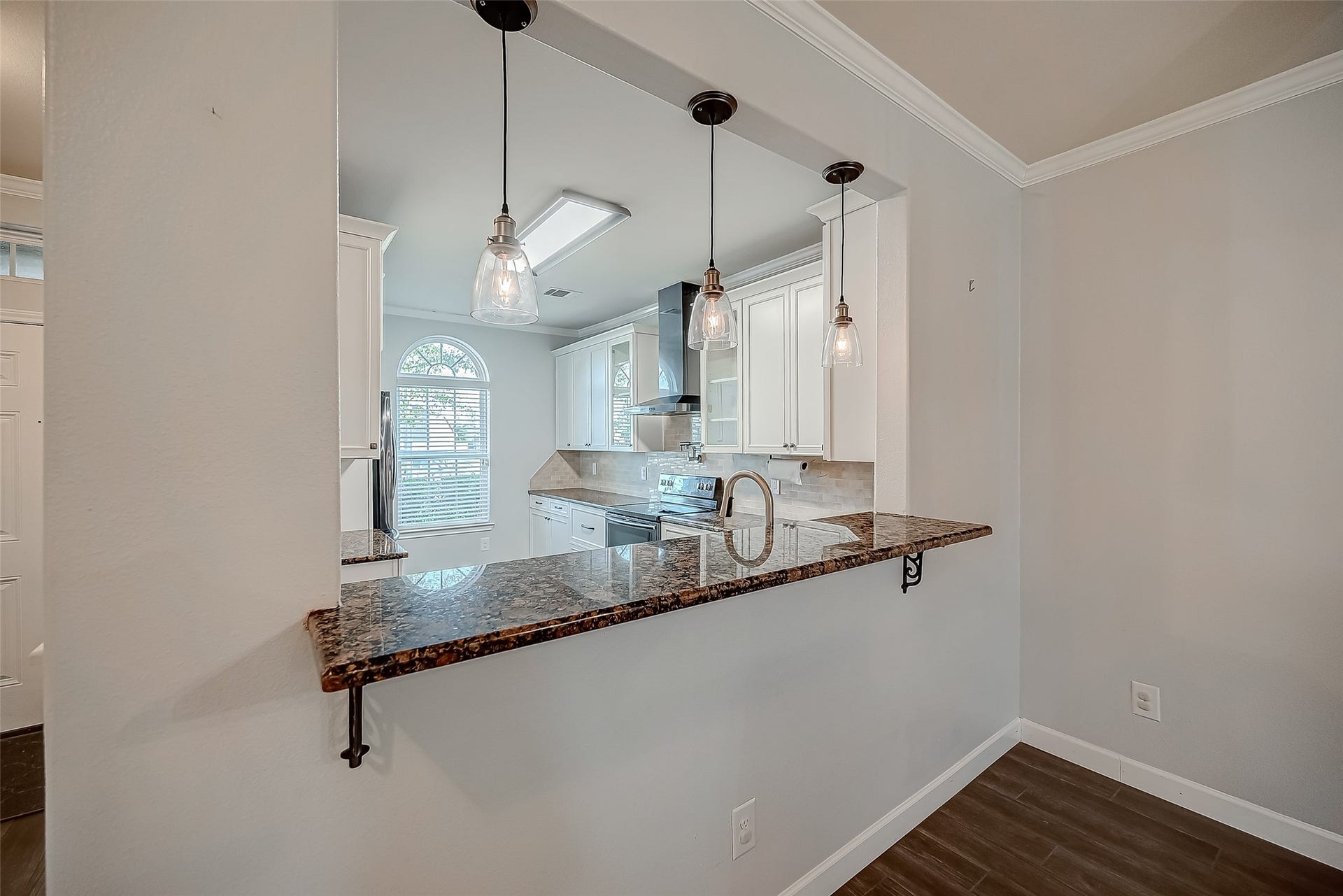 346 Apache Field Lane, La Marque, TX 77568 346 Apache Field Lane, La Marque, TX 77568
