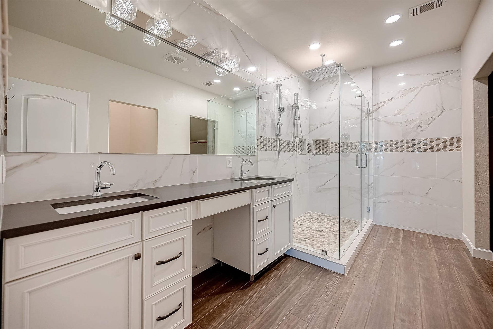 346 Apache Field Lane, La Marque, TX 77568 346 Apache Field Lane, La Marque, TX 77568