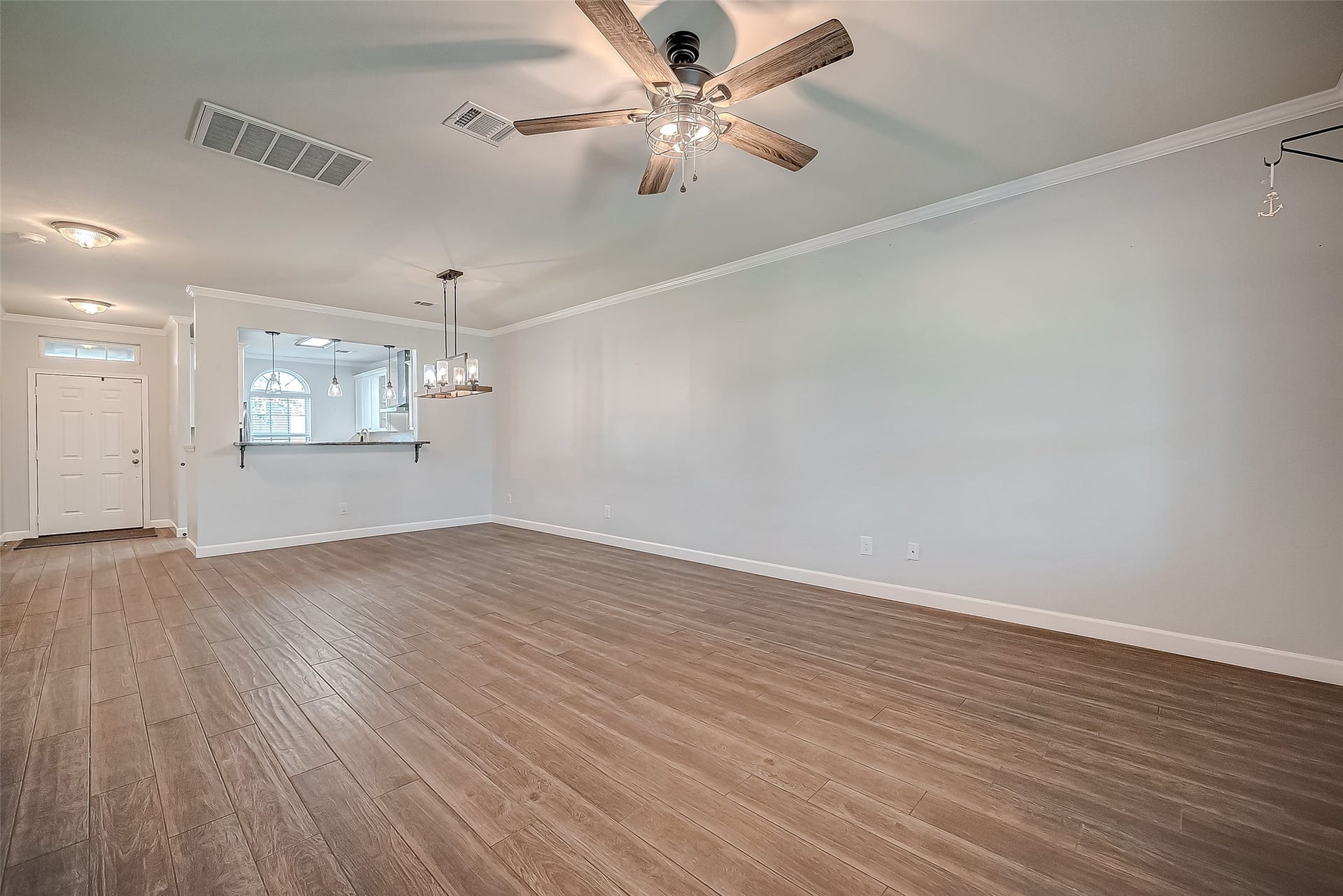 346 Apache Field Lane, La Marque, TX 77568 346 Apache Field Lane, La Marque, TX 77568