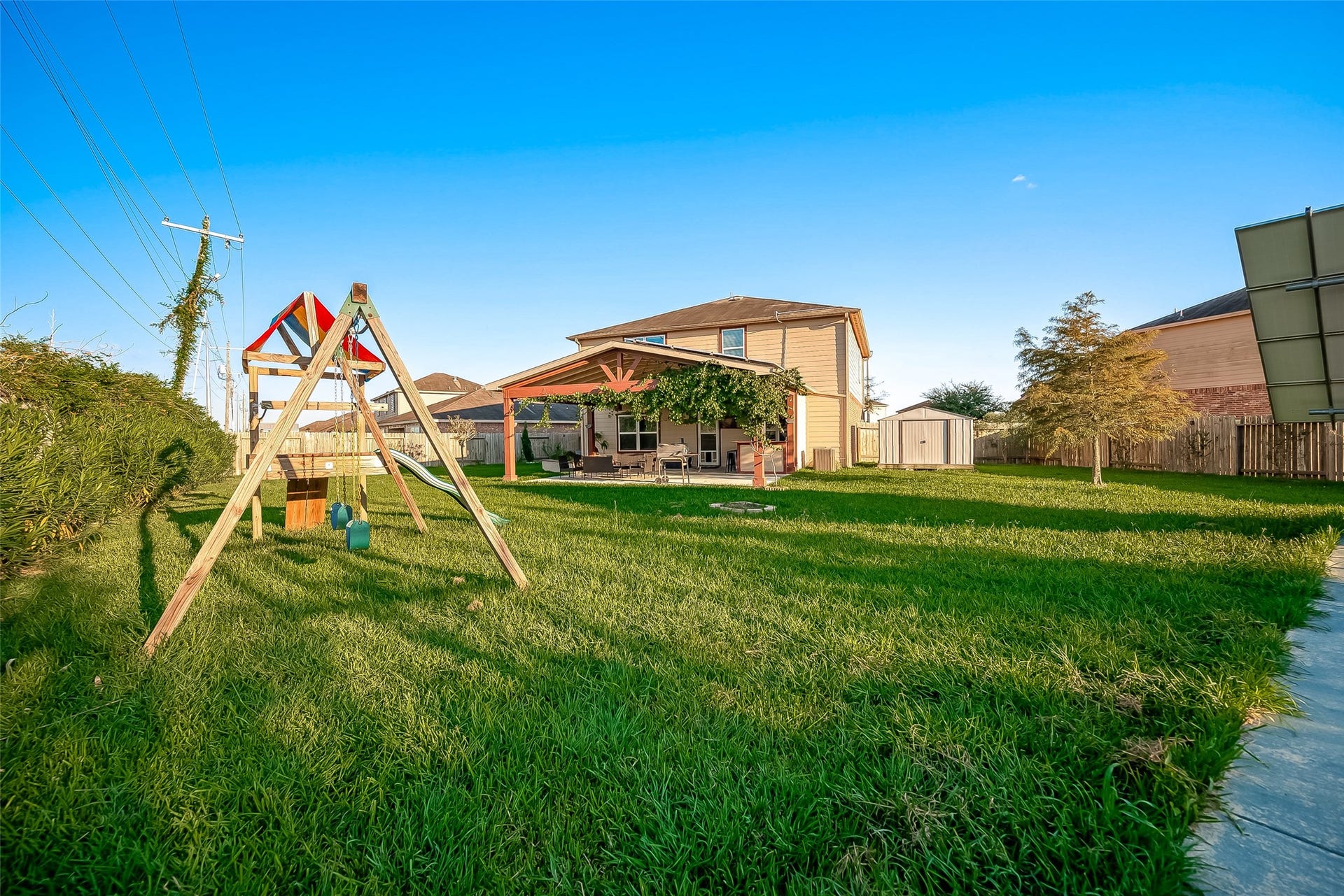 346 Apache Field Lane, La Marque, TX 77568 346 Apache Field Lane, La Marque, TX 77568