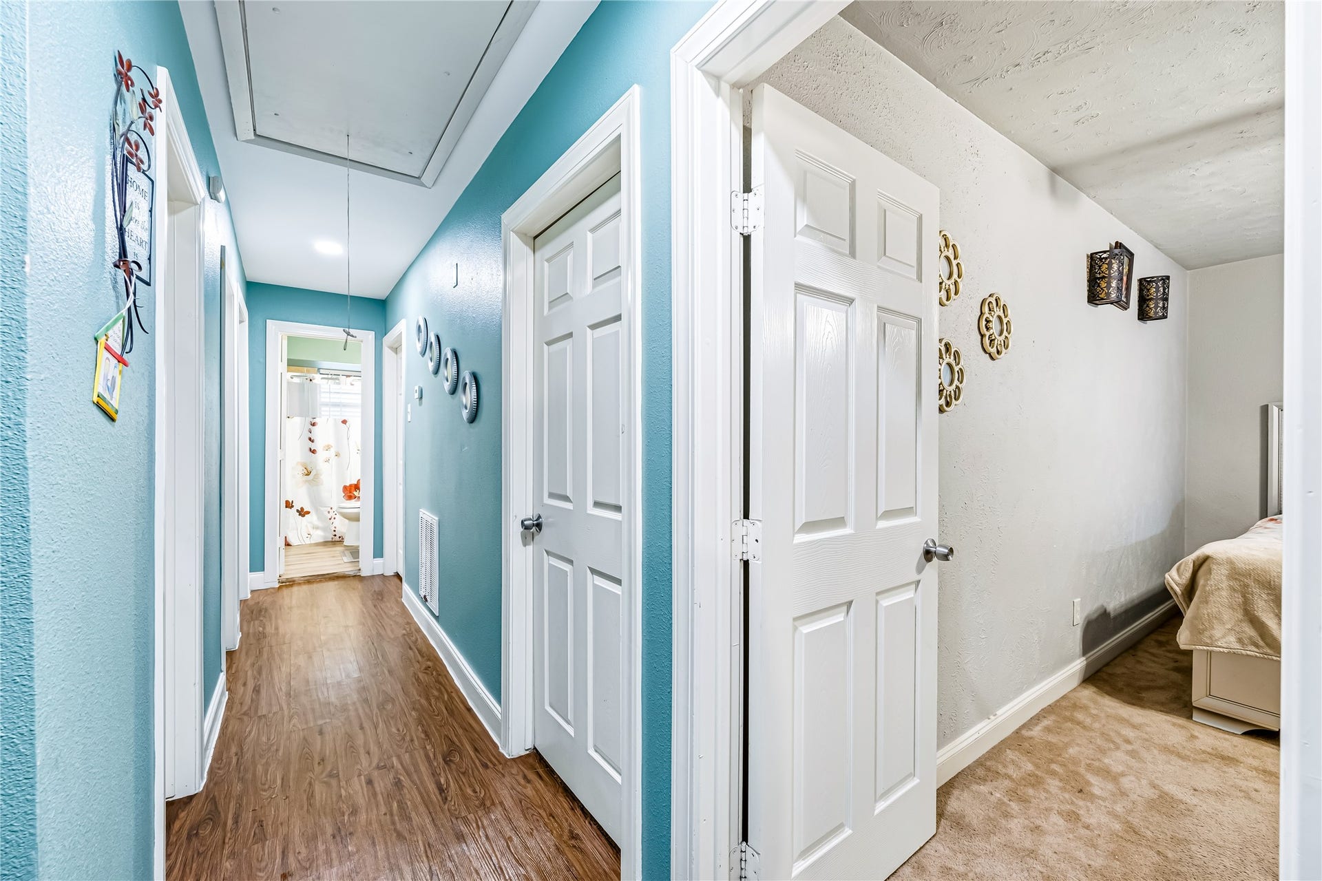 8823 Shadow Crest Street, Houston, TX 77074 8823 Shadow Crest Street, Houston, TX 77074