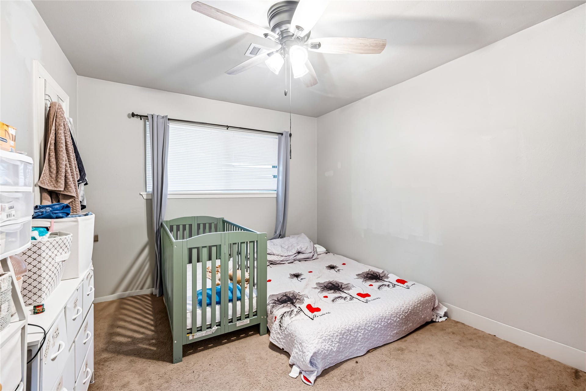 8823 Shadow Crest Street, Houston, TX 77074 8823 Shadow Crest Street, Houston, TX 77074