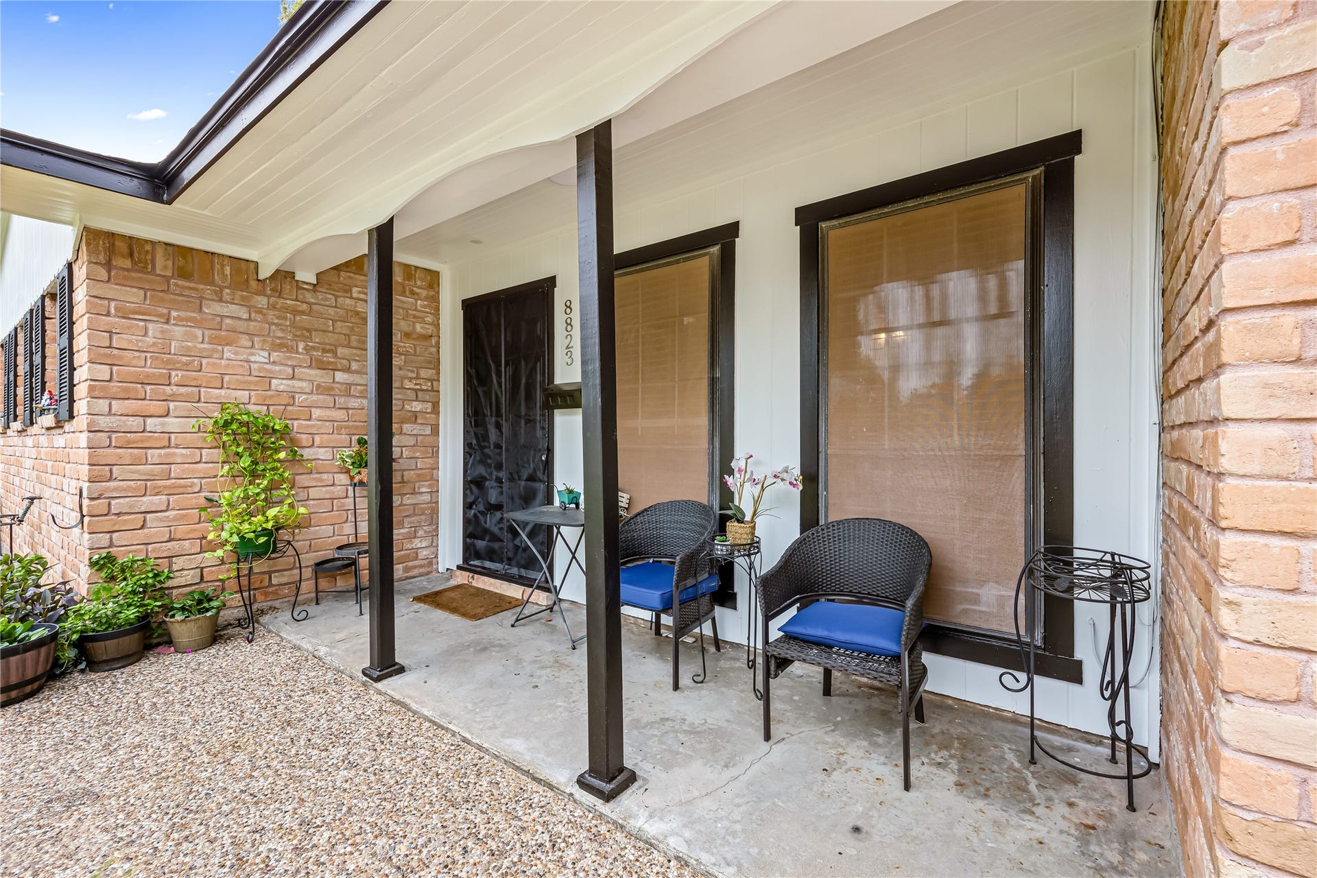 8823 Shadow Crest Street, Houston, TX 77074 8823 Shadow Crest Street, Houston, TX 77074