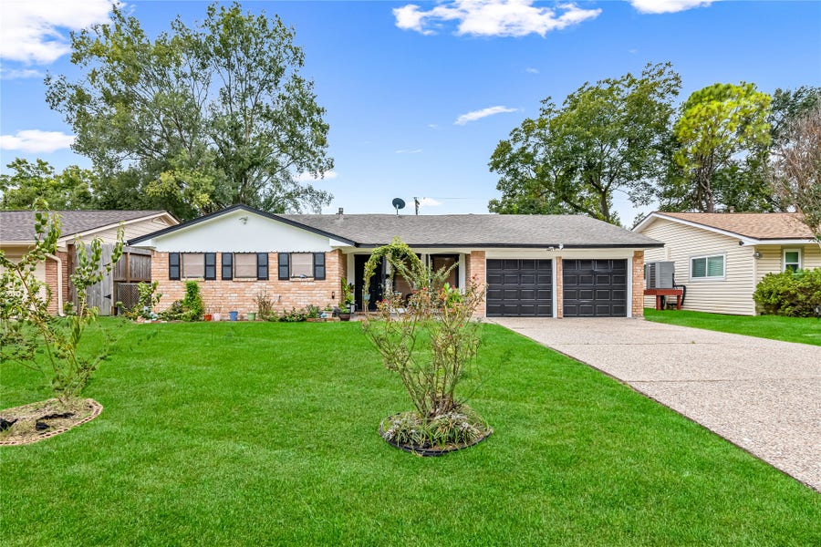 Property photo for 8823 Shadow Crest Street, Houston, TX