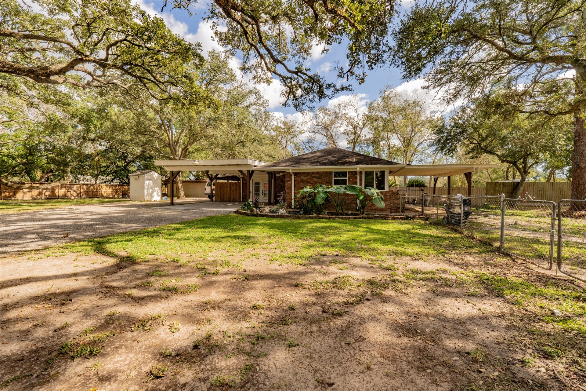 4417 Cherry Street, Santa Fe, TX 77517 4417 Cherry Street, Santa Fe, TX 77517
