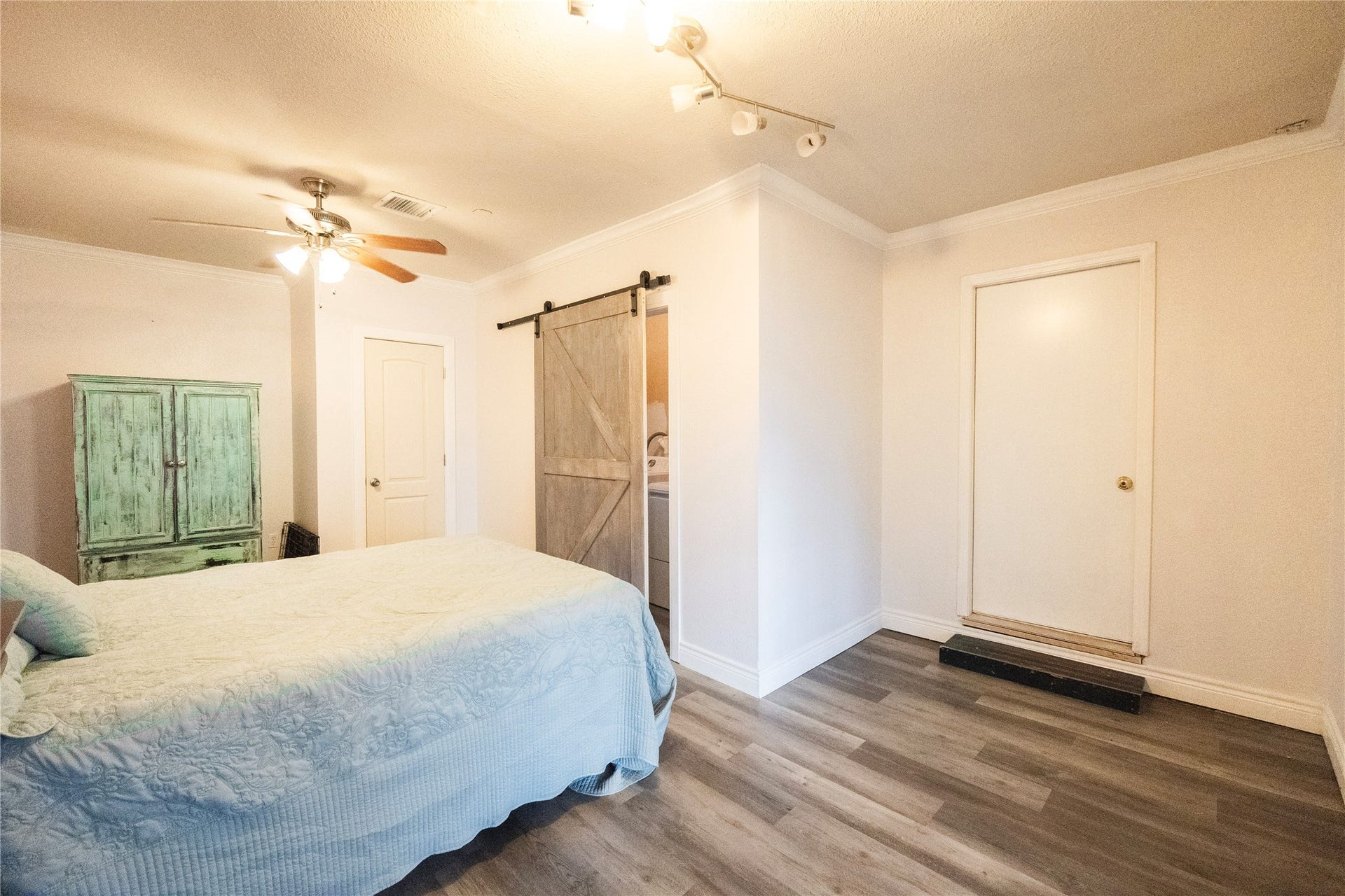 4417 Cherry Street, Santa Fe, TX 77517 4417 Cherry Street, Santa Fe, TX 77517