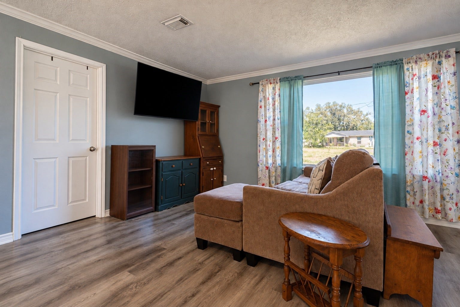 1227 Pecan Street, Clute, TX 77531