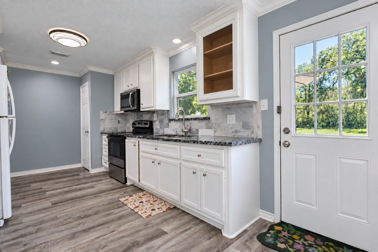 1227 Pecan Street, Clute, TX 77531